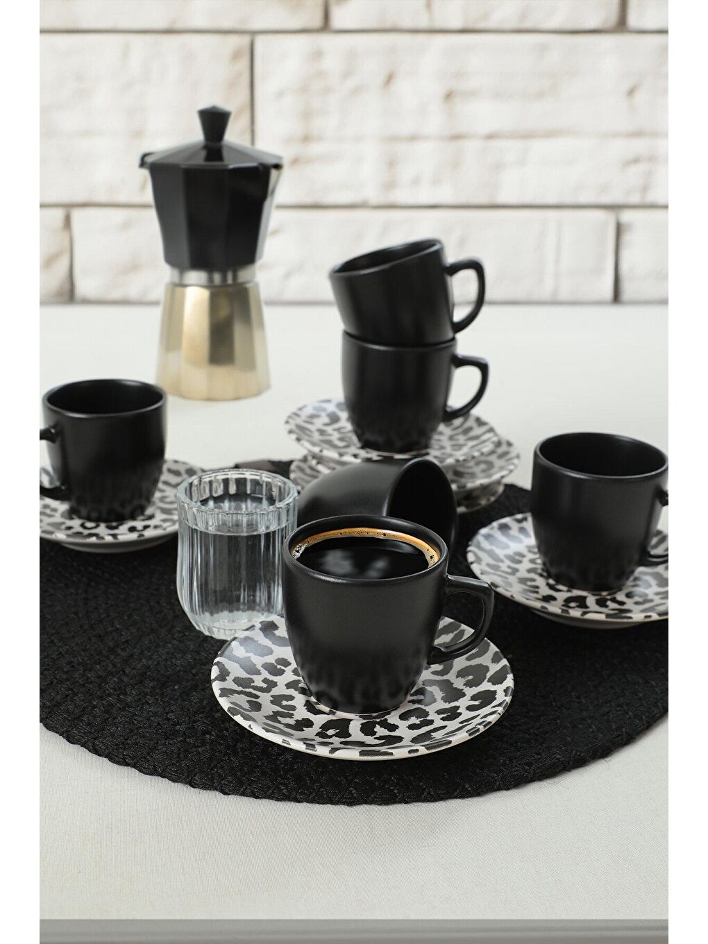 Karışık Leopar Mat Siyah Kahve Takımı 12 Parça 6 Kişilik