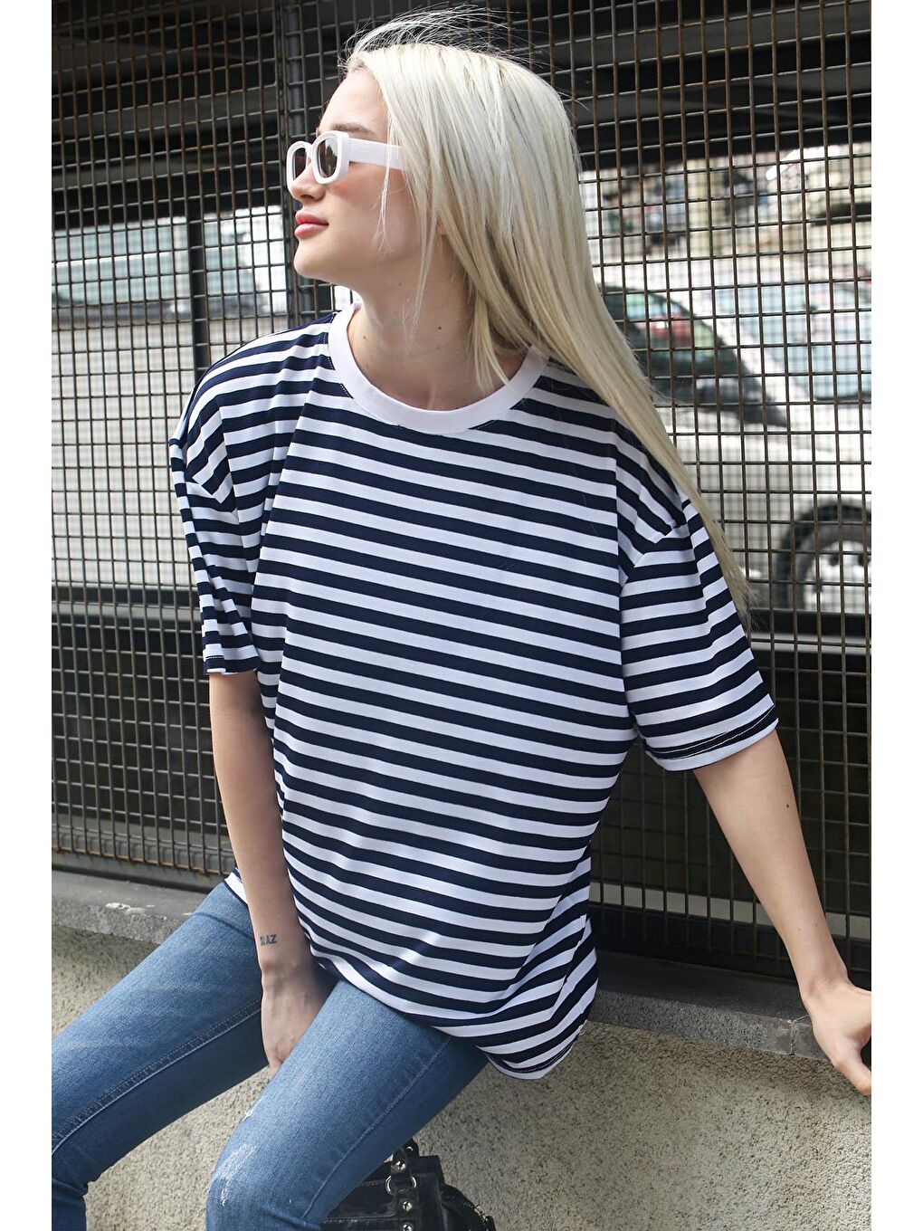 Lacivert Çizgili Bisiklet Yaka Tişört Mg1656-2