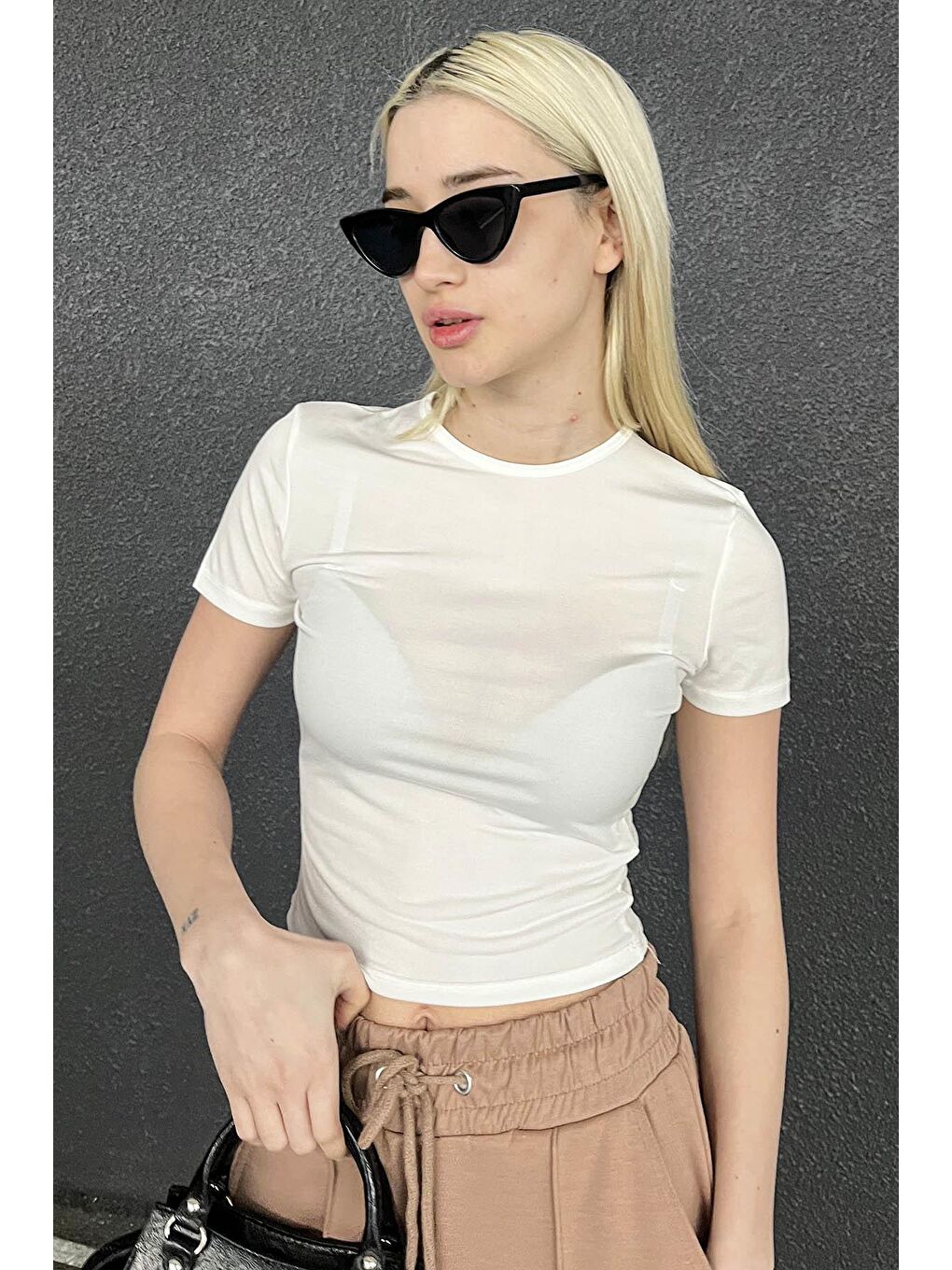 Beyaz Bisiklet Yaka Kısa Kollu Basic Tişört Mg1826