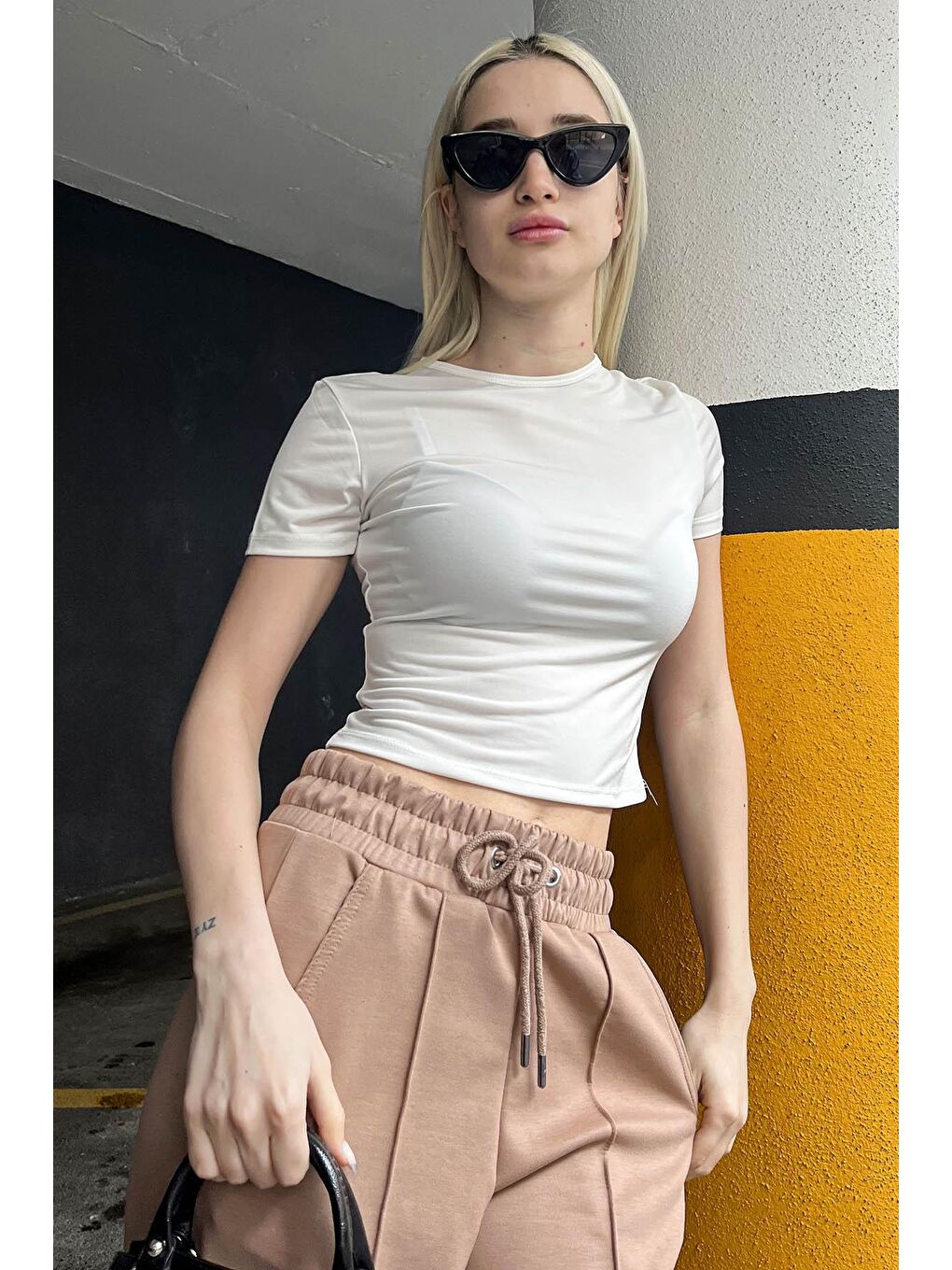 Beyaz Bisiklet Yaka Kısa Kollu Basic Tişört Mg1826-2