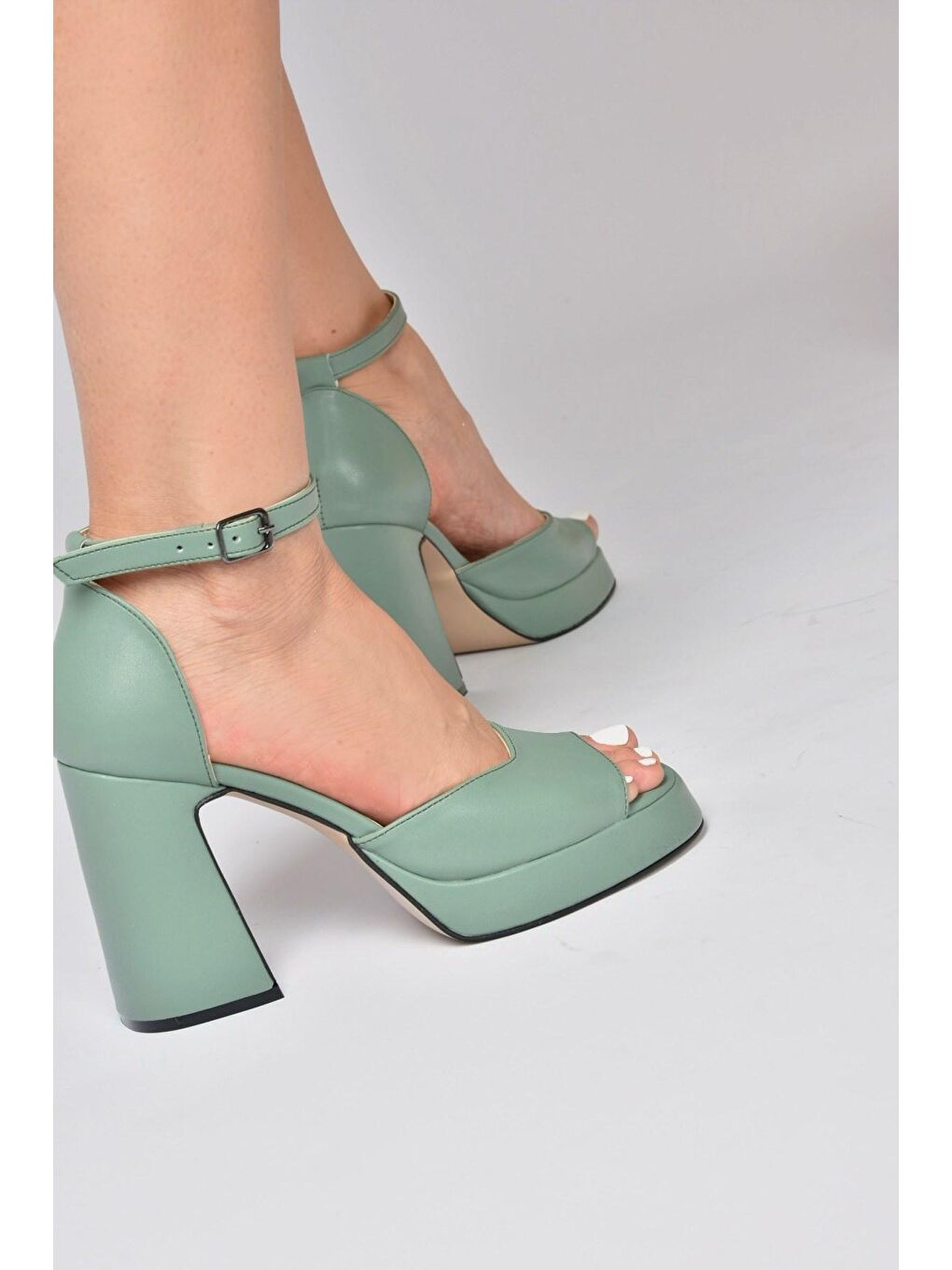 Yeşil Kalın Platform Topuklu Kadın Ayakkabı K404100209