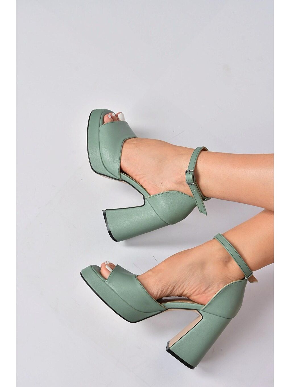 Yeşil Kalın Platform Topuklu Kadın Ayakkabı K404100209-3