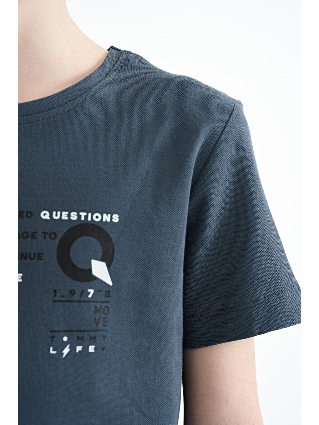 Orman Yeşili Baskı Detaylı O Yaka Standart Kalıp Erkek Çocuk Tişört - 11145-4