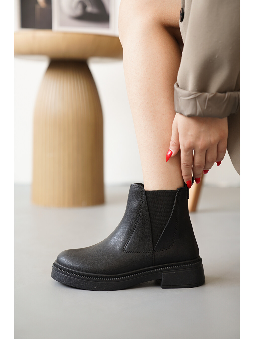 Siyah D0646 Soğuk Geçirmez Kışlık Kadın Bot & Bootie-1