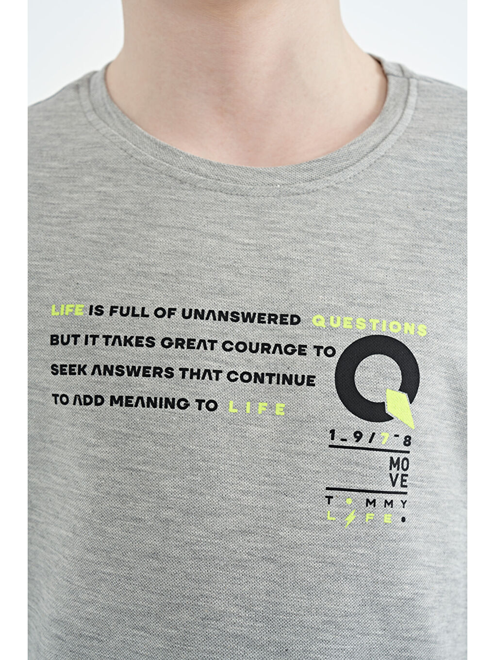 Gri Melanj Baskı Detaylı O Yaka Standart Kalıp Erkek Çocuk Tişört - 11145-2