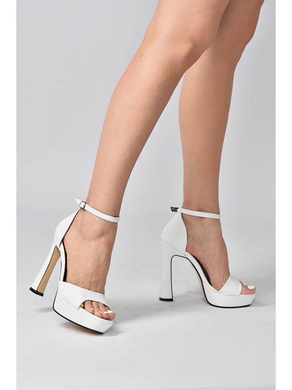 Beyaz Platform Kalın Topuklu Kadın Ayakkabı K404580109-1