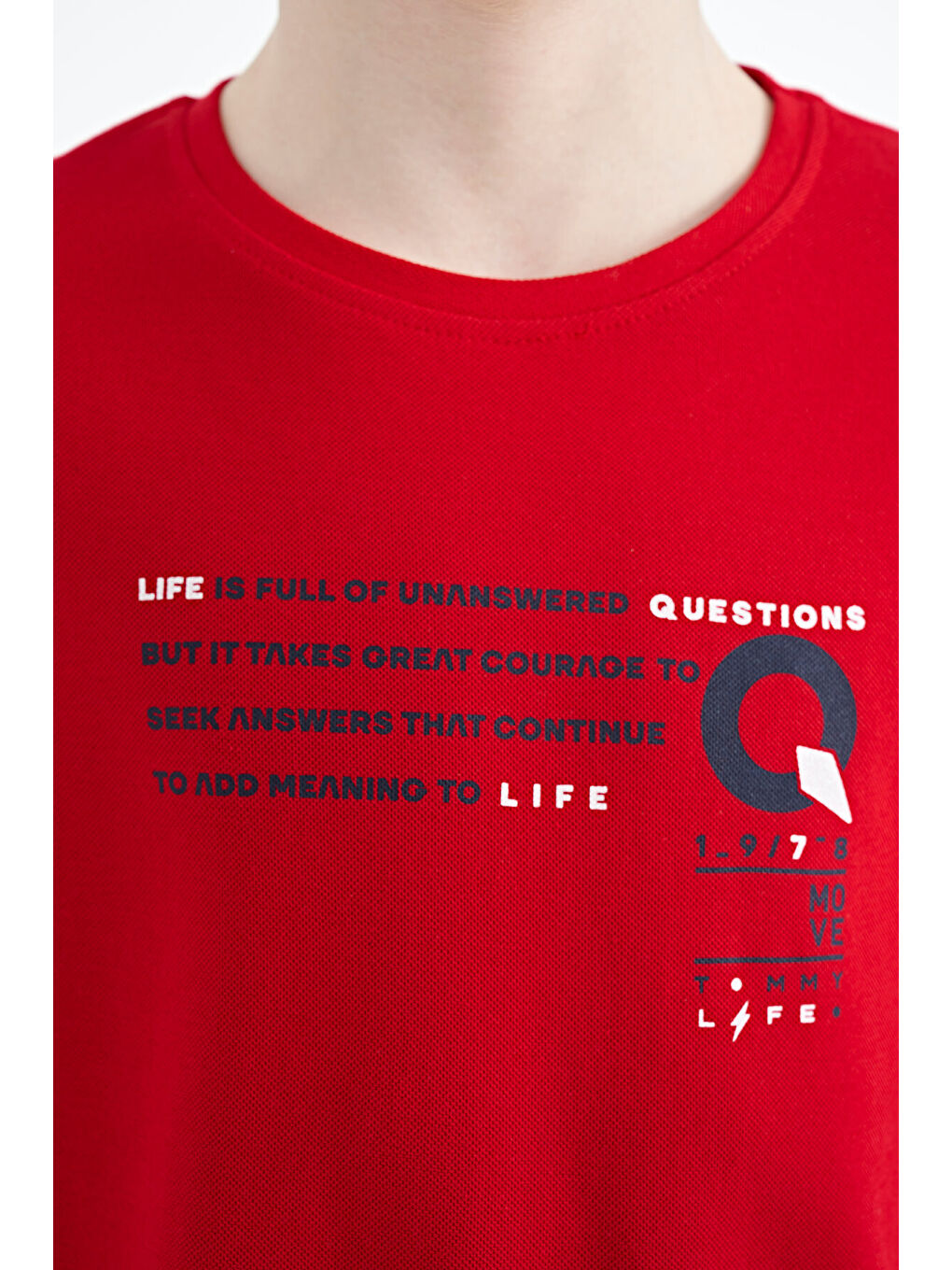 Kırmızı Baskı Detaylı O Yaka Standart Kalıp Erkek Çocuk Tişört - 11145-2