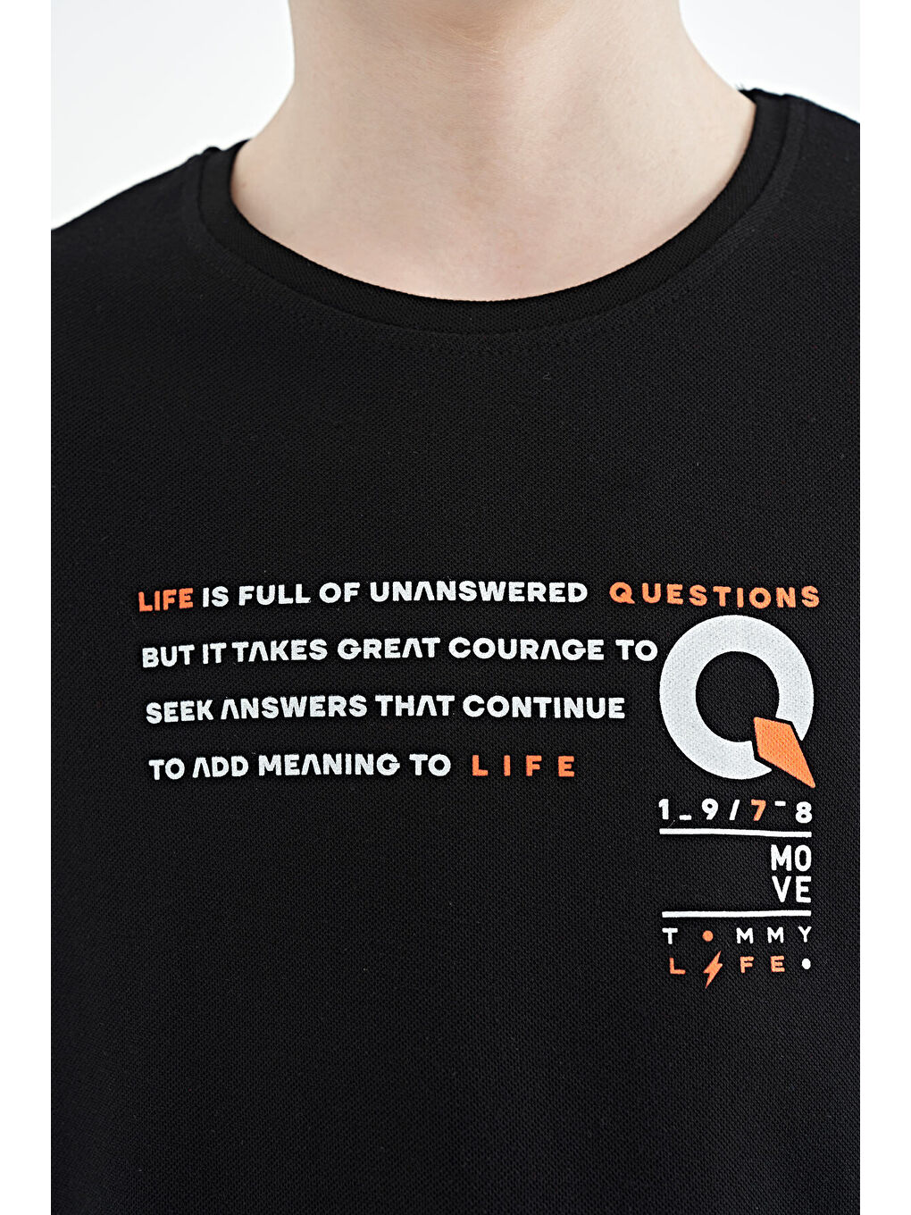 Siyah Baskı Detaylı O Yaka Standart Kalıp Erkek Çocuk Tişört - 11145-2