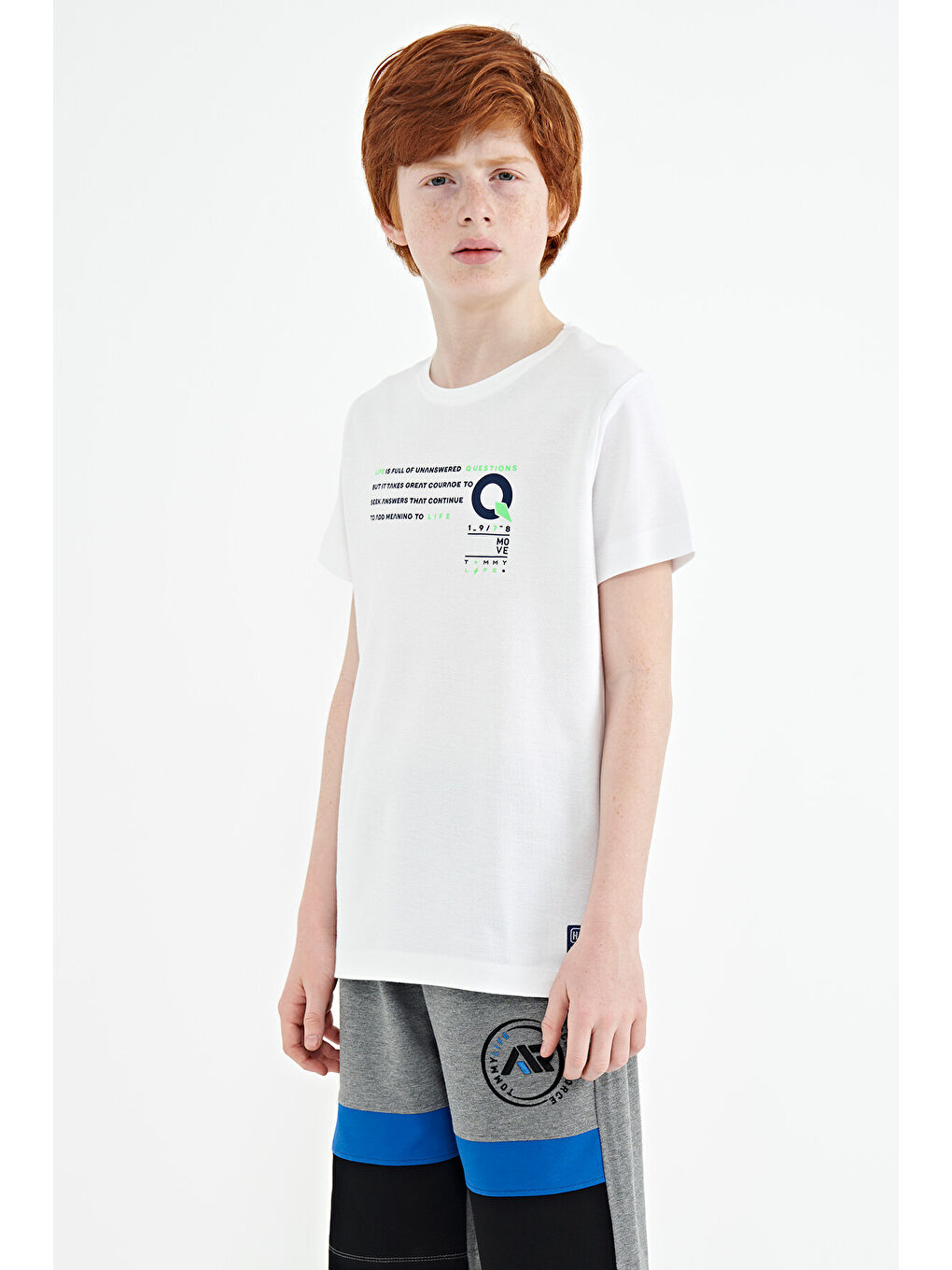 Beyaz Baskı Detaylı O Yaka Standart Kalıp Erkek Çocuk Tişört - 11145-3