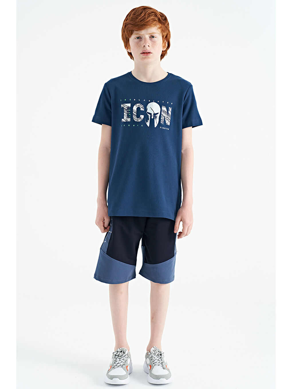 İndigo Ön Yazı Nakışlı O Yaka Standart Kalıp Erkek  Çocuk Tişört - 11118-1