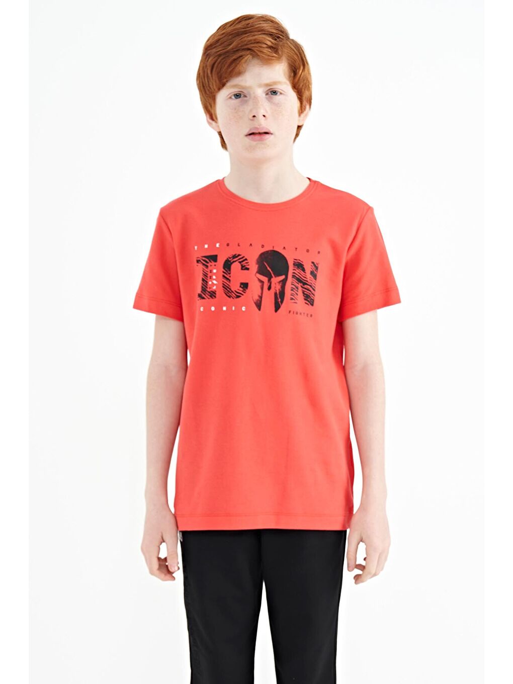 Kırmızı Coral Ön Yazı Nakışlı O Yaka Standart Kalıp Erkek  Çocuk Tişört - 11118