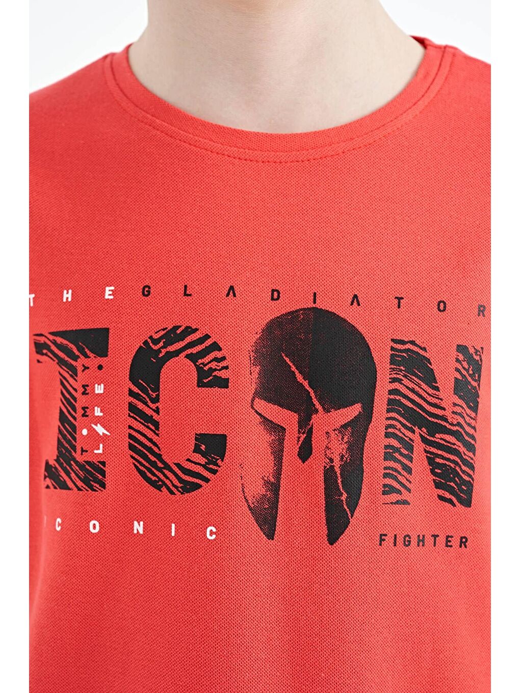 Kırmızı Coral Ön Yazı Nakışlı O Yaka Standart Kalıp Erkek  Çocuk Tişört - 11118-3