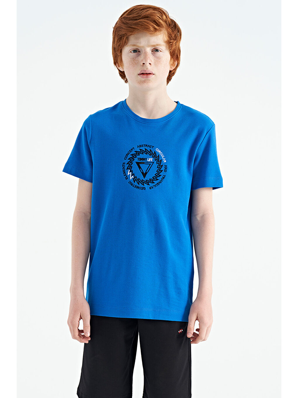 Mavi Saks Nakış İşleme Detaylı O Yaka Standart Kalıp Erkek Çocuk Tişört - 11115