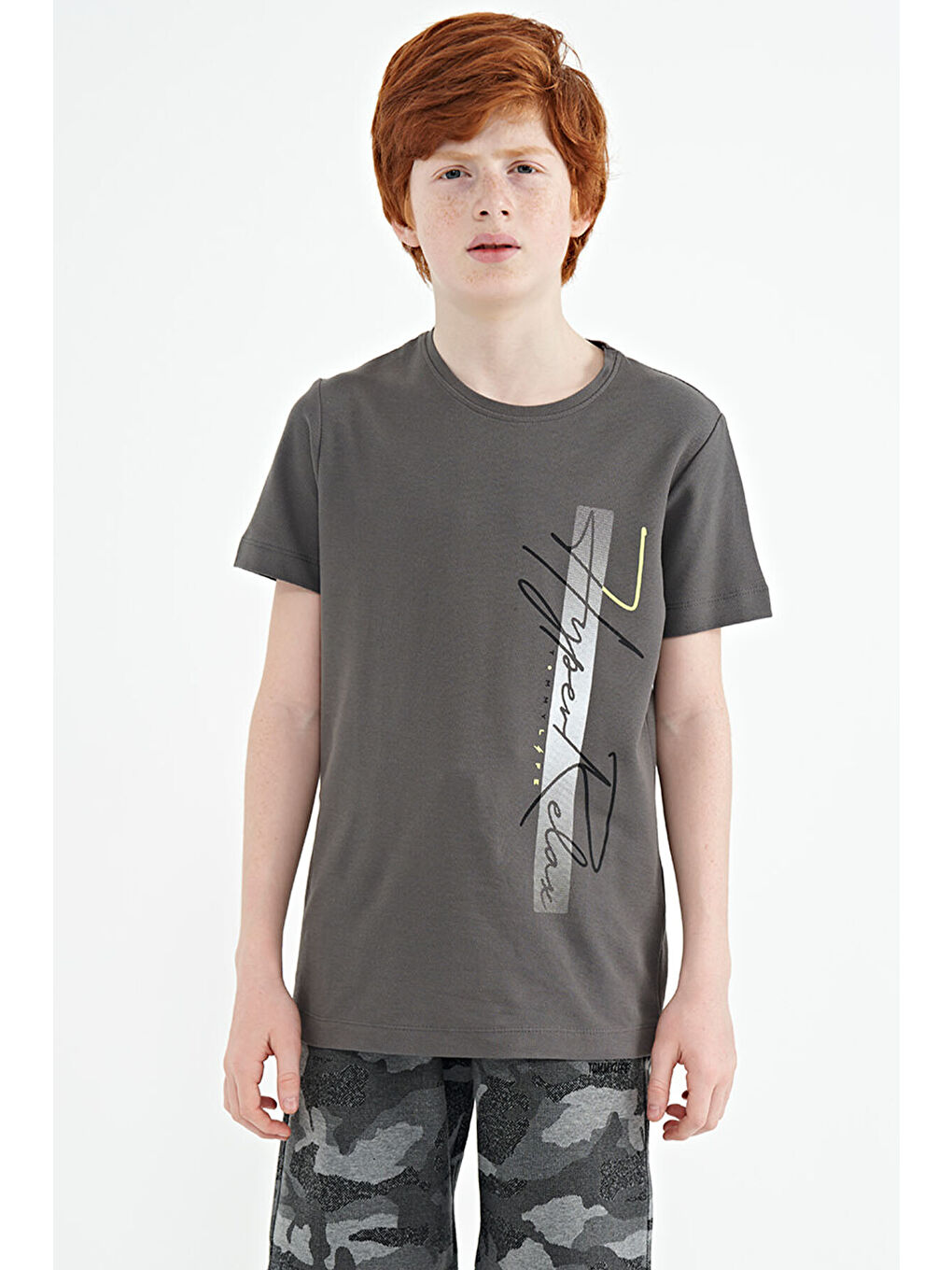 Koyu Gri Yazı Baskılı O Yaka Standart Kalıp Erkek Çocuk Tişört - 11119