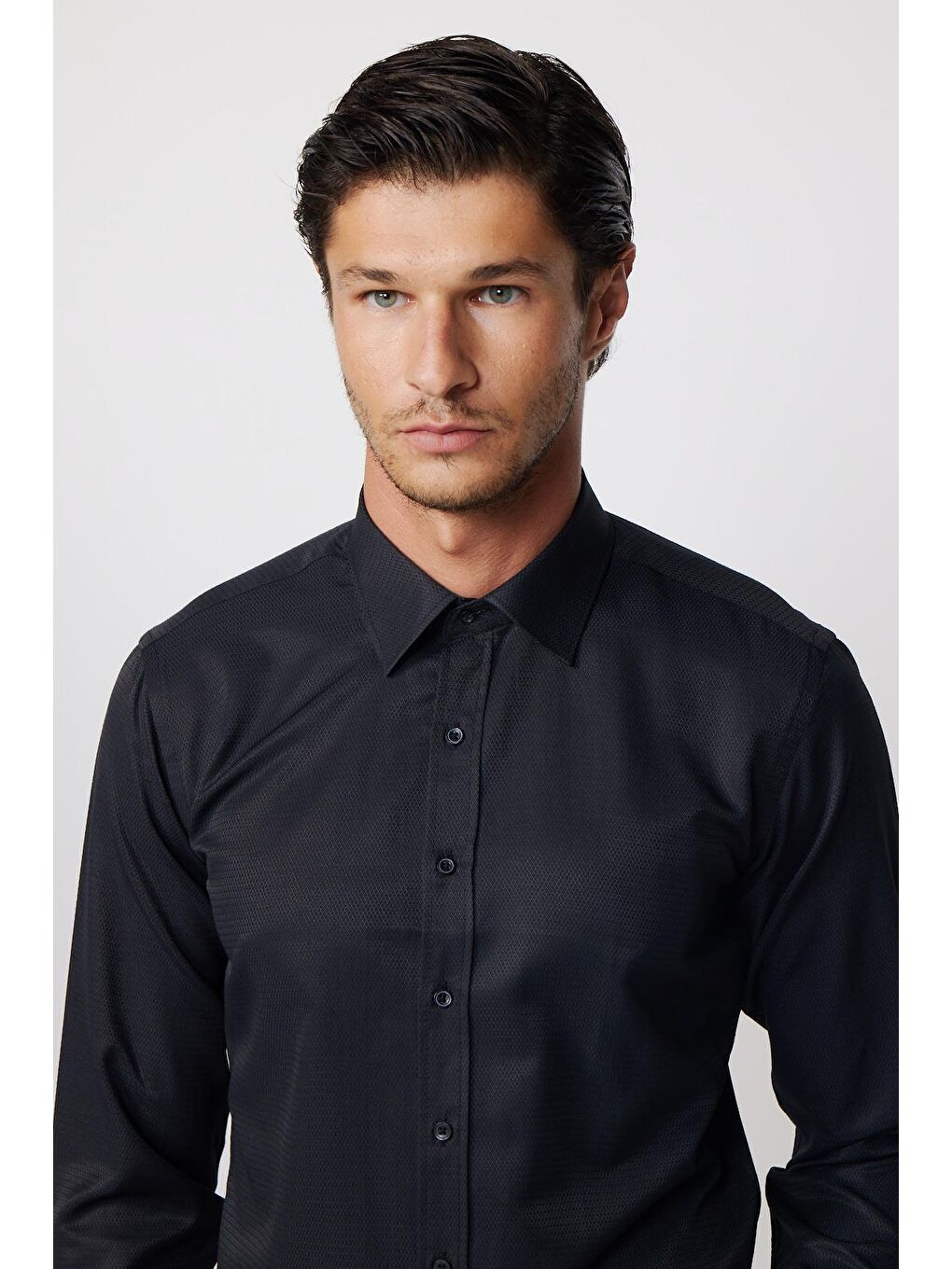 Modern Fit Armürlü Kravatlık Siyah Erkek Gömlek