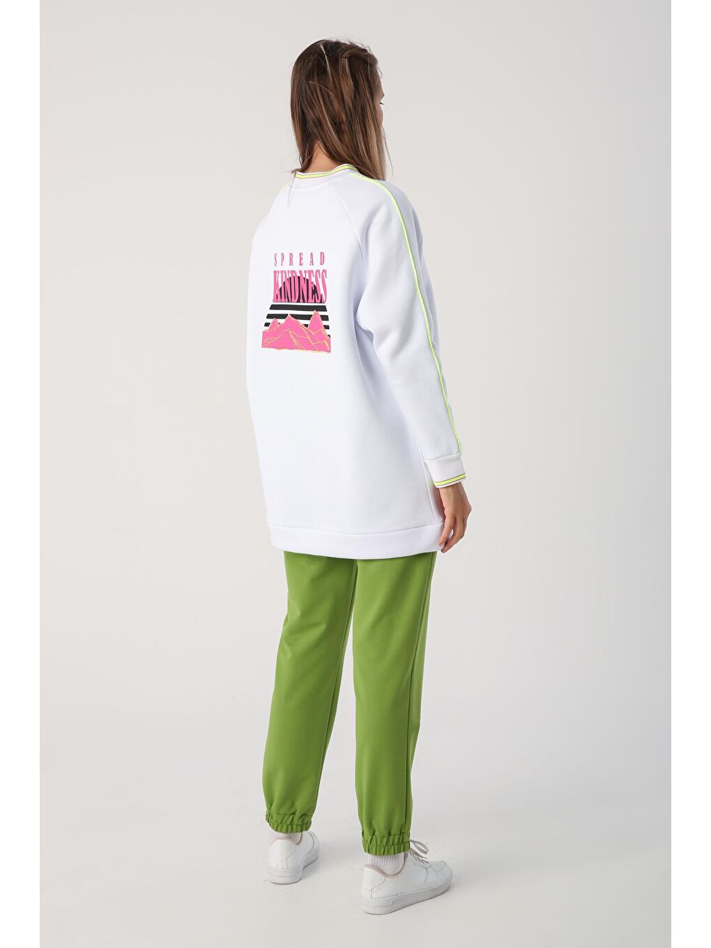 ALLDAY Beyaz Oversize Neon Detaylı Arkası Baskılı Şardonlu Sweatshirt - 3