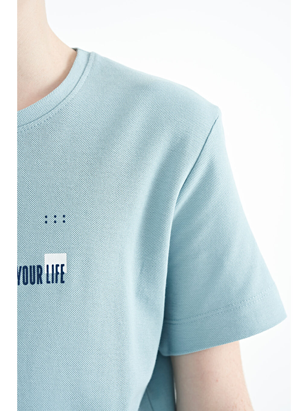 Açık Mavi Baskı Detaylı O Yaka Standart Kalıp Erkek  Çocuk Tişört - 11117-2