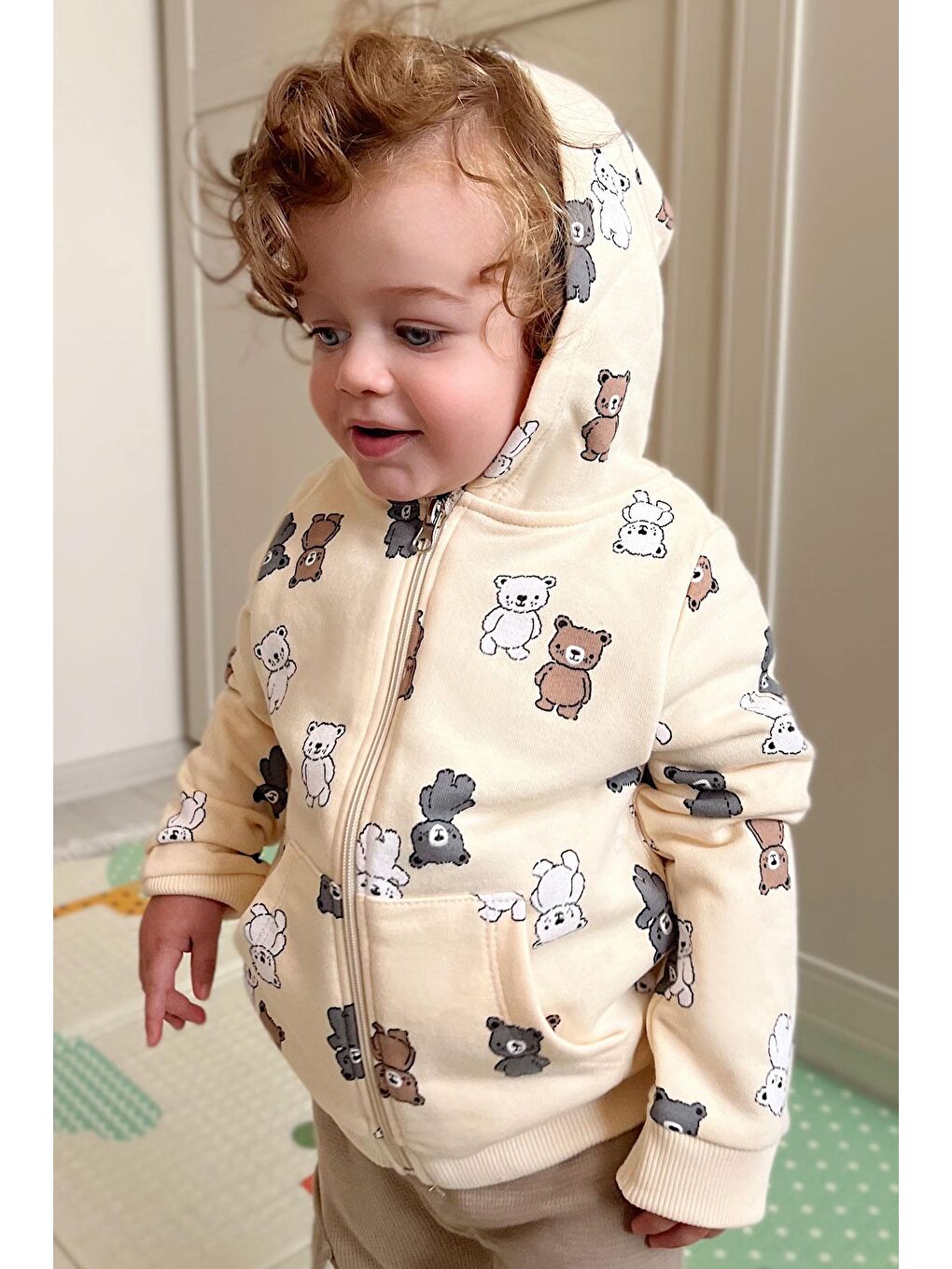 Ekru Erkek Bebek Hırka Sevimli Renkli Ayıcıklar Desenli Krem (9 Ay-3 Yaş)-2