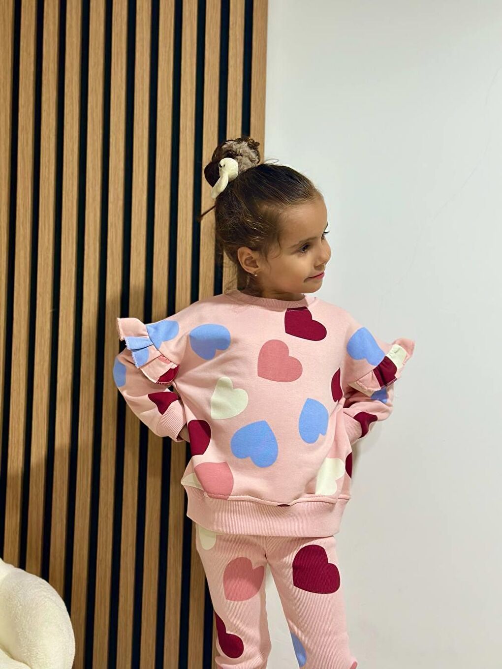 Pembe Kız Çocuk Pamuklu Pudra Kalpli Sweatshirt Ve Tayt Takım - Fırfır Omuz Detaylı-2