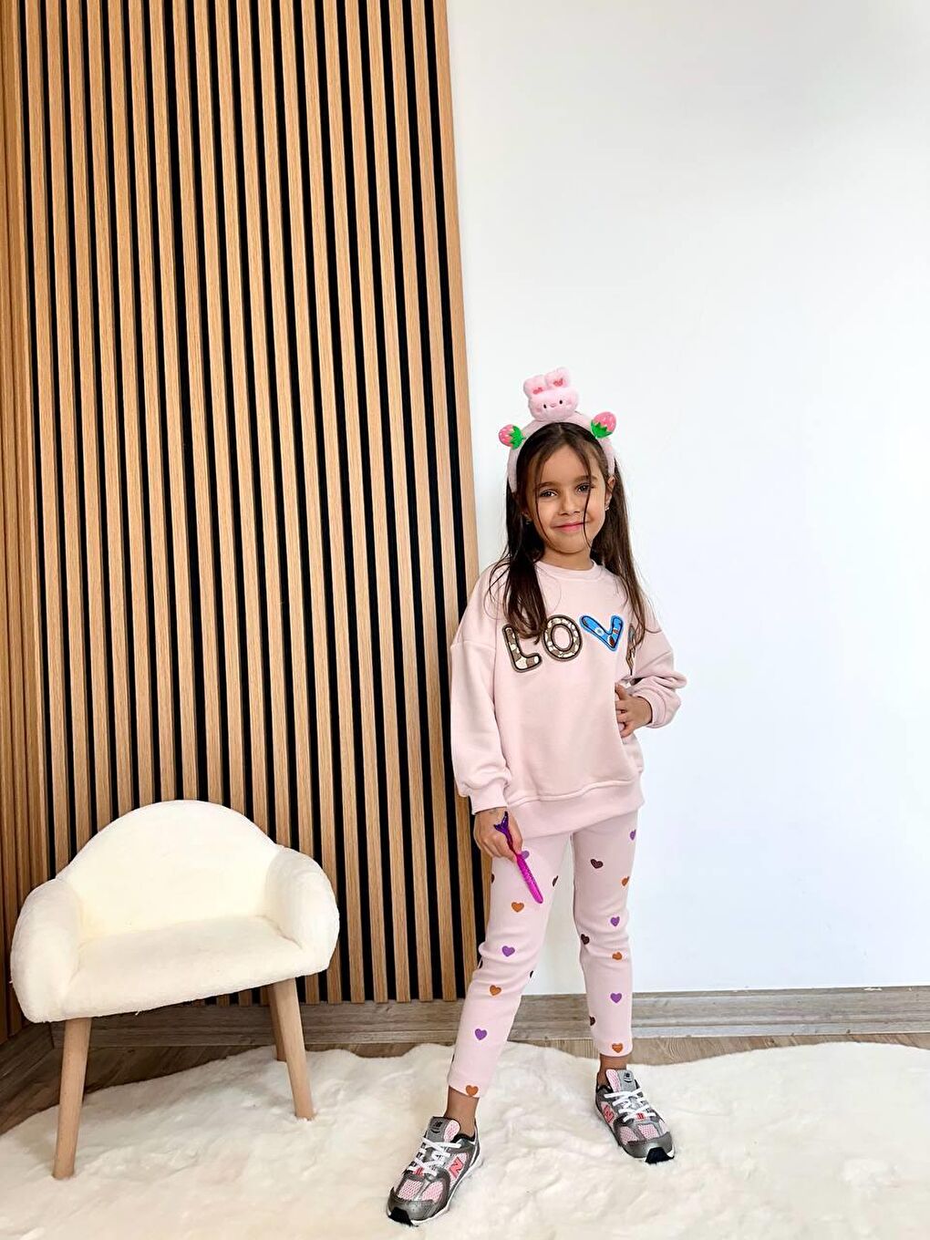 Kız Çocuk Pamuklu Pembe Love Nakışlı Sweatshirt Ve Kalpli Tayt Takım – 2'Li Rahat Günlük Set-2