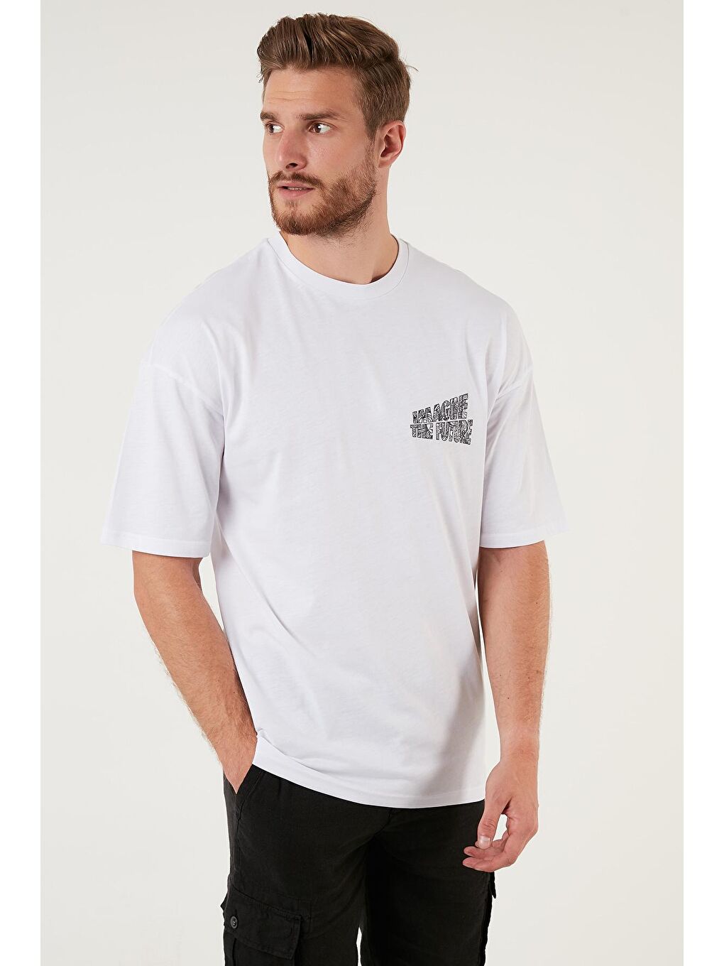 Beyaz Sırt Baskılı Regular Fit %100 Pamuk Bisiklet Yaka Tişört 5727502-1