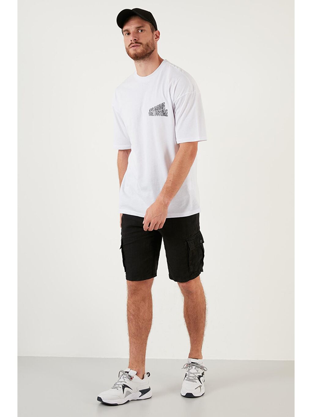 Beyaz Sırt Baskılı Regular Fit %100 Pamuk Bisiklet Yaka Tişört 5727502-3