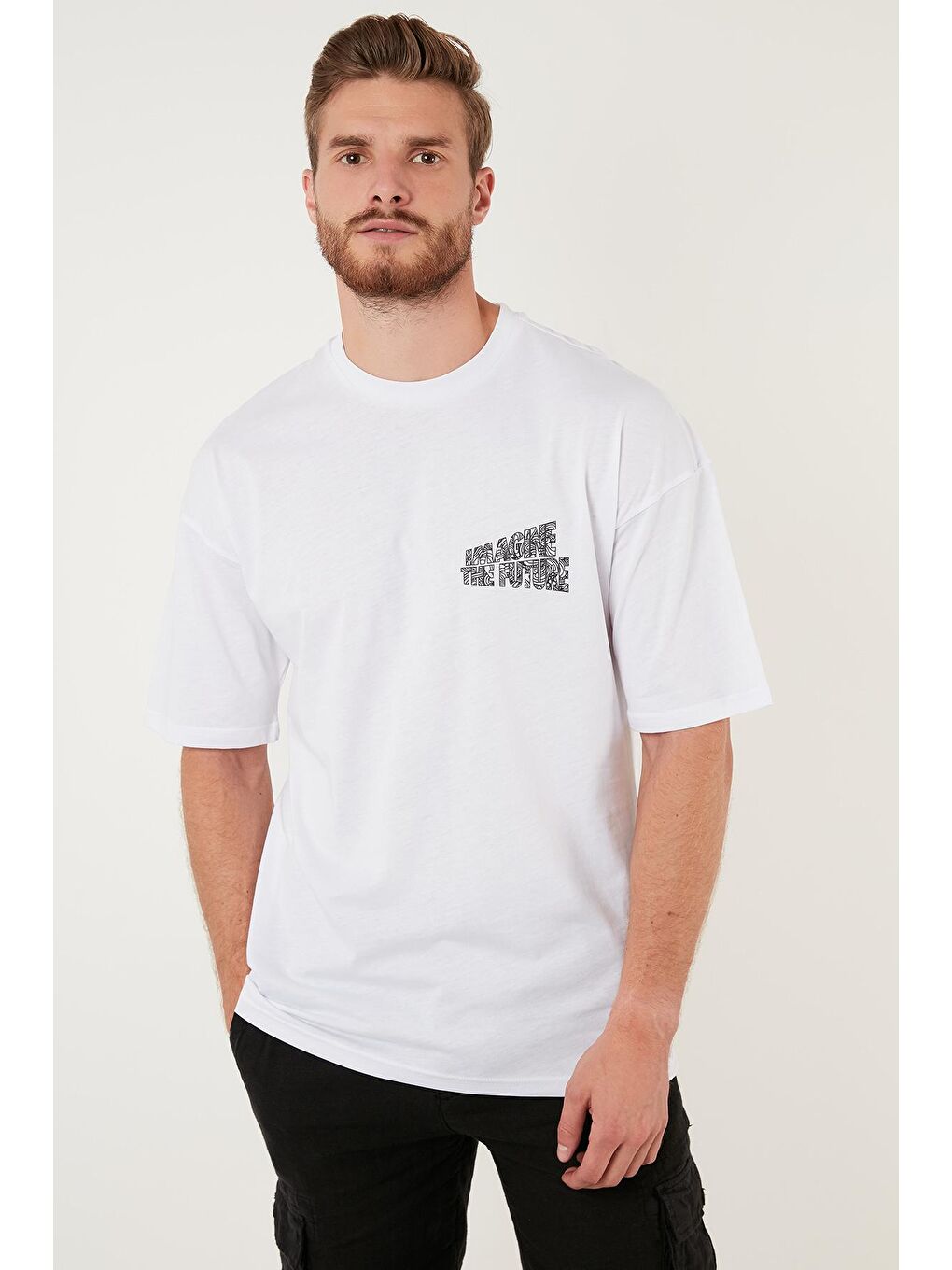 Beyaz Sırt Baskılı Regular Fit %100 Pamuk Bisiklet Yaka Tişört 5727502-4