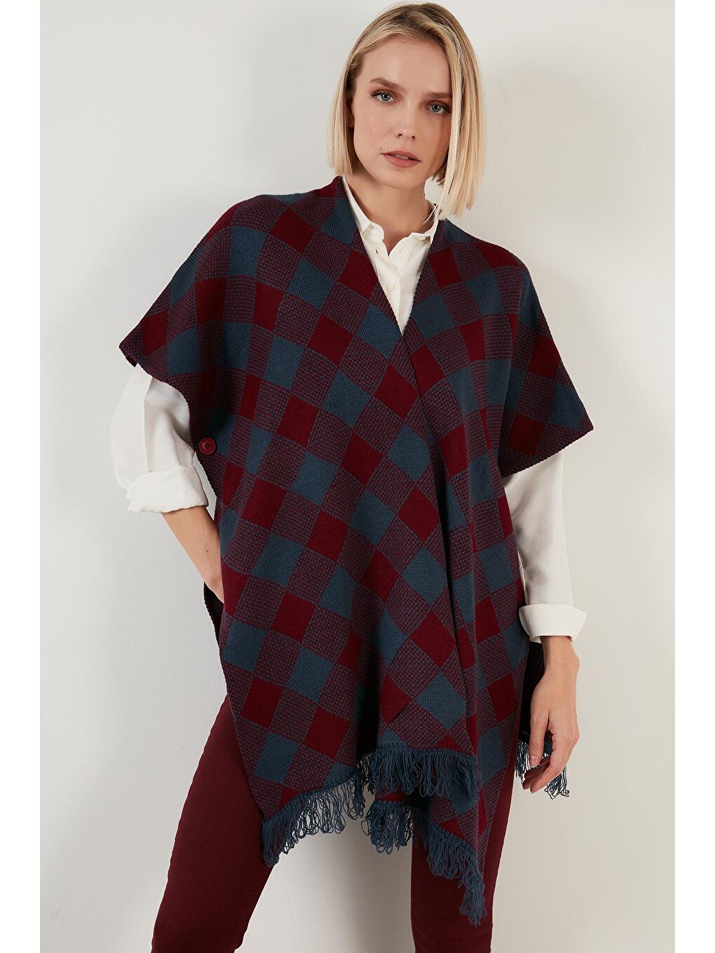 Lacivert Desenli Uçları Püsküllü Panço 6310015