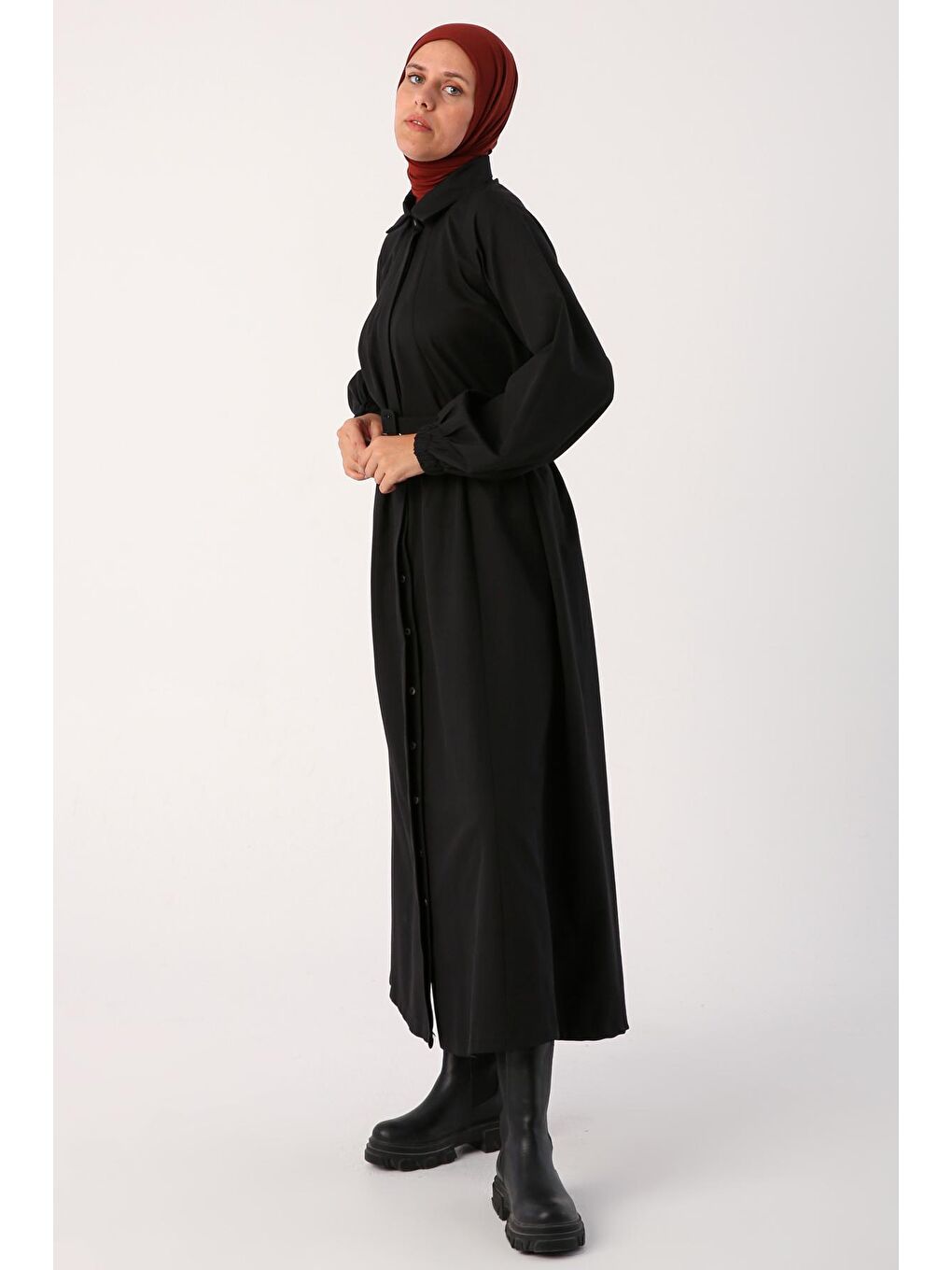 Siyah Kemerli Gömlek Yaka Elbise-2