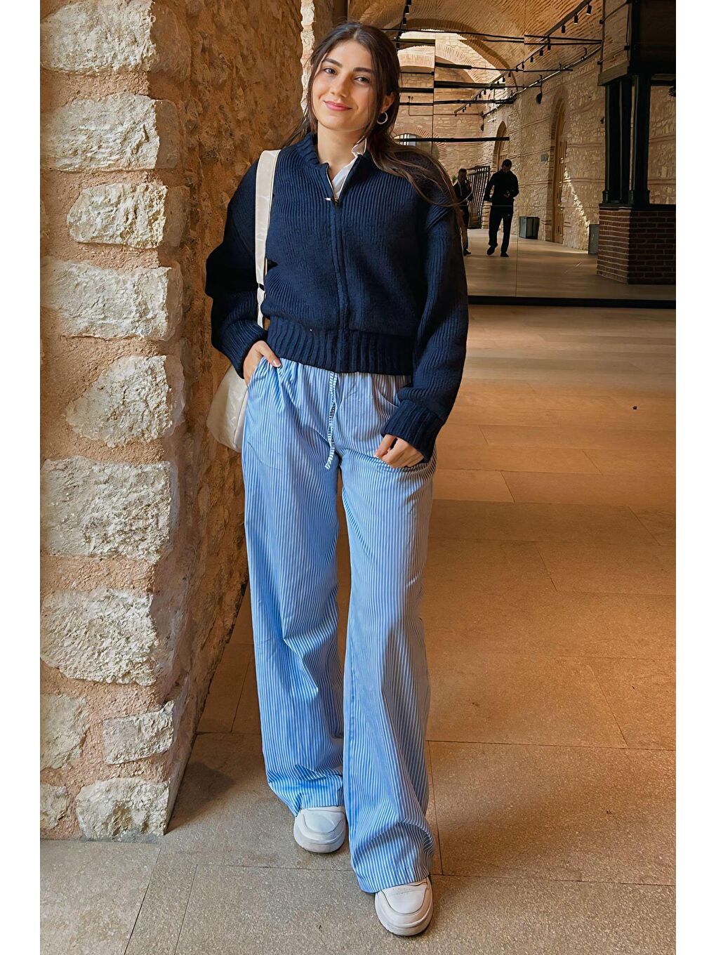 Lacivert Fermuarlı Uzun Kollu Triko Hırka Mg2061-1