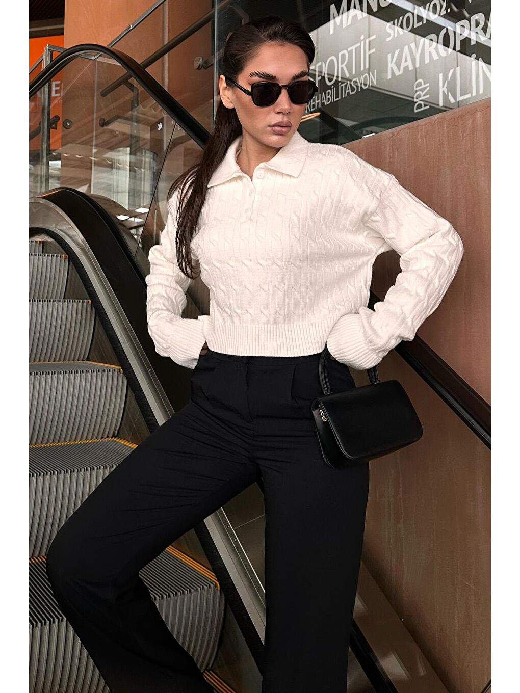 Ekru Saç Örgülü Polo Yaka Kadın Kazak Mg2310-3