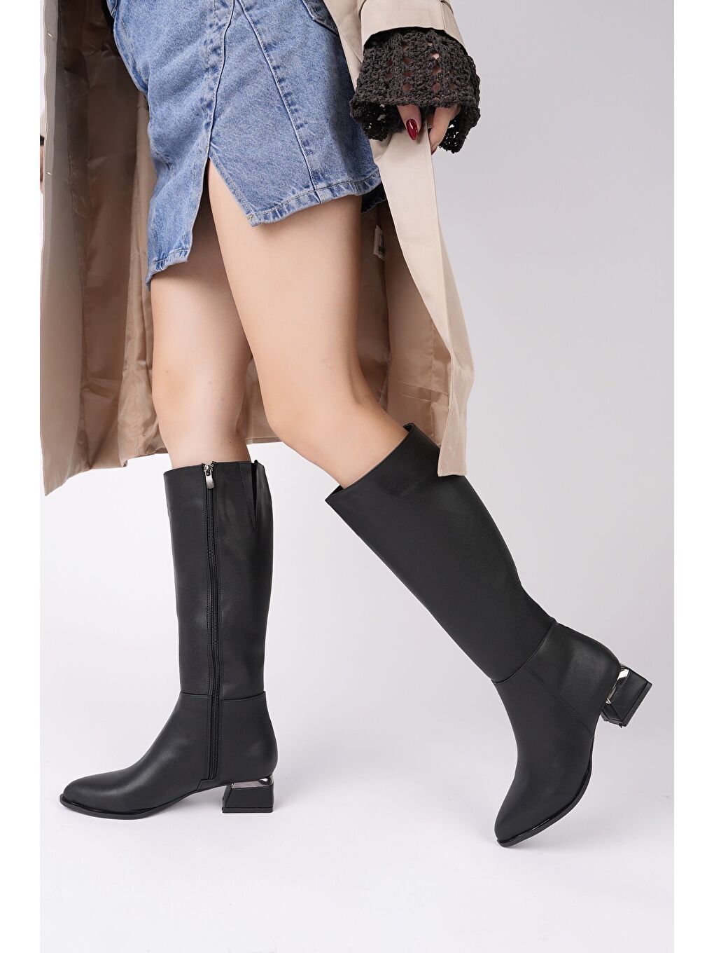 Siyah COLLİE Sivri Burun Yandan Fermuarlı Topuklu Kadın Çizme-5