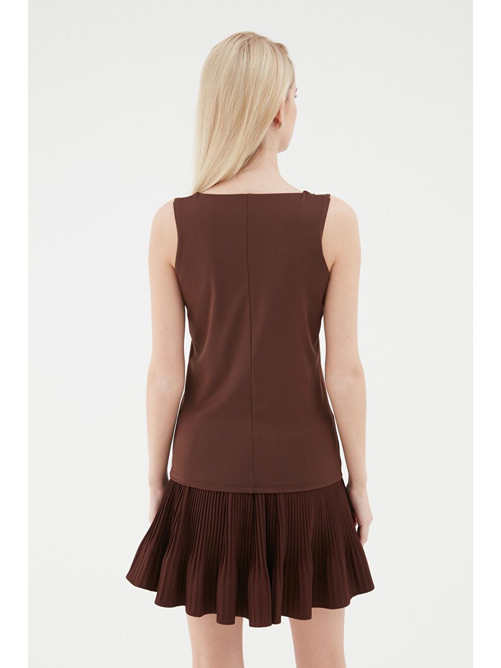 Kalın Askılı Basic Bluz Kahverengi-4