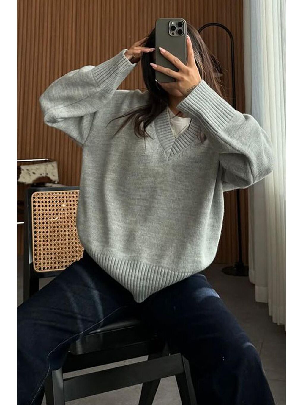 Gri V Yaka Oversize Kadın Triko Kazak Mg2149-1