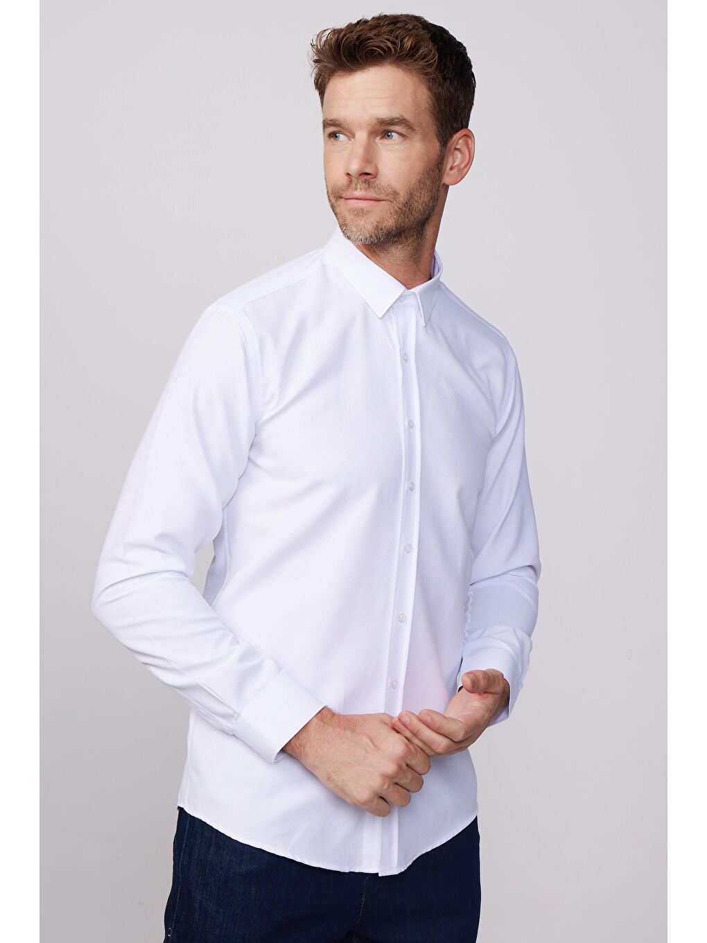 Modern Slim Fit Pamuklu Kolay Ütü Armürlü Beyaz Erkek Gömlek-2
