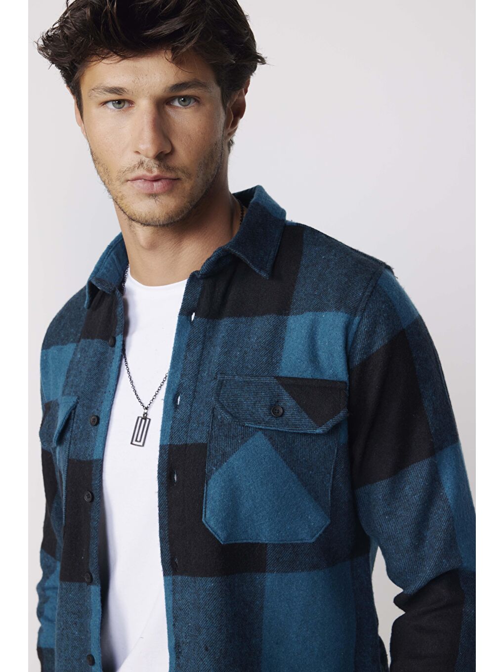 Karışık Slim Fit Büyük Kareli Çift Cepli Oduncu Erkek Gömlek