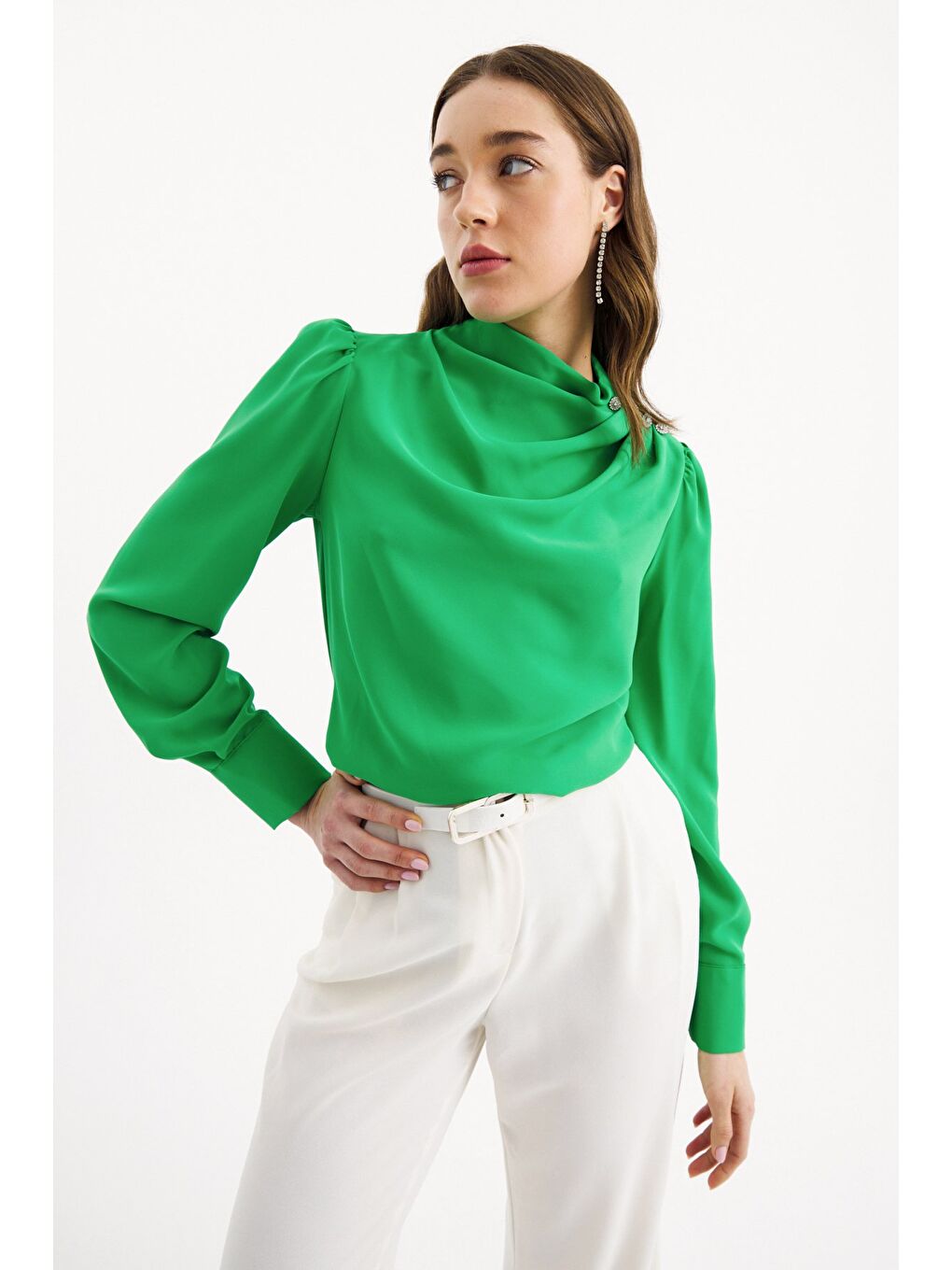 Düğmeleri Taş Detaylı Bluz - Yeşil-4