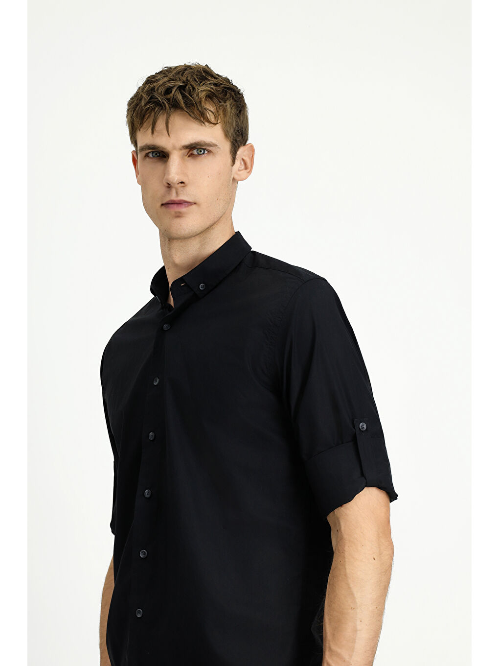 Siyah Uzun Kol Regular Fit Düğmeli Yaka Pamuk Gömlek-2