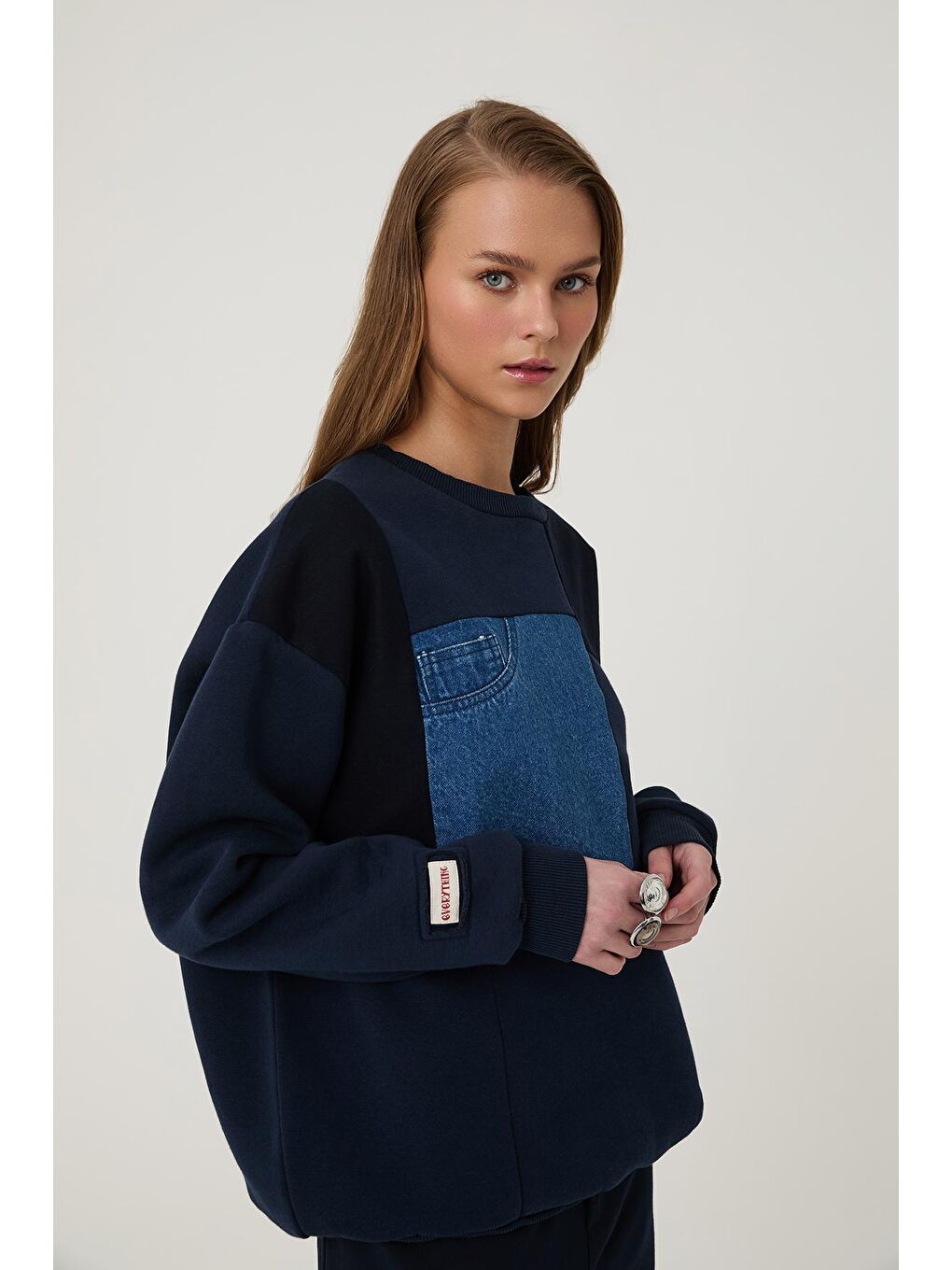 QUZU Saks Denim Blok Detaylı Sweatshirt Lacivert - 3