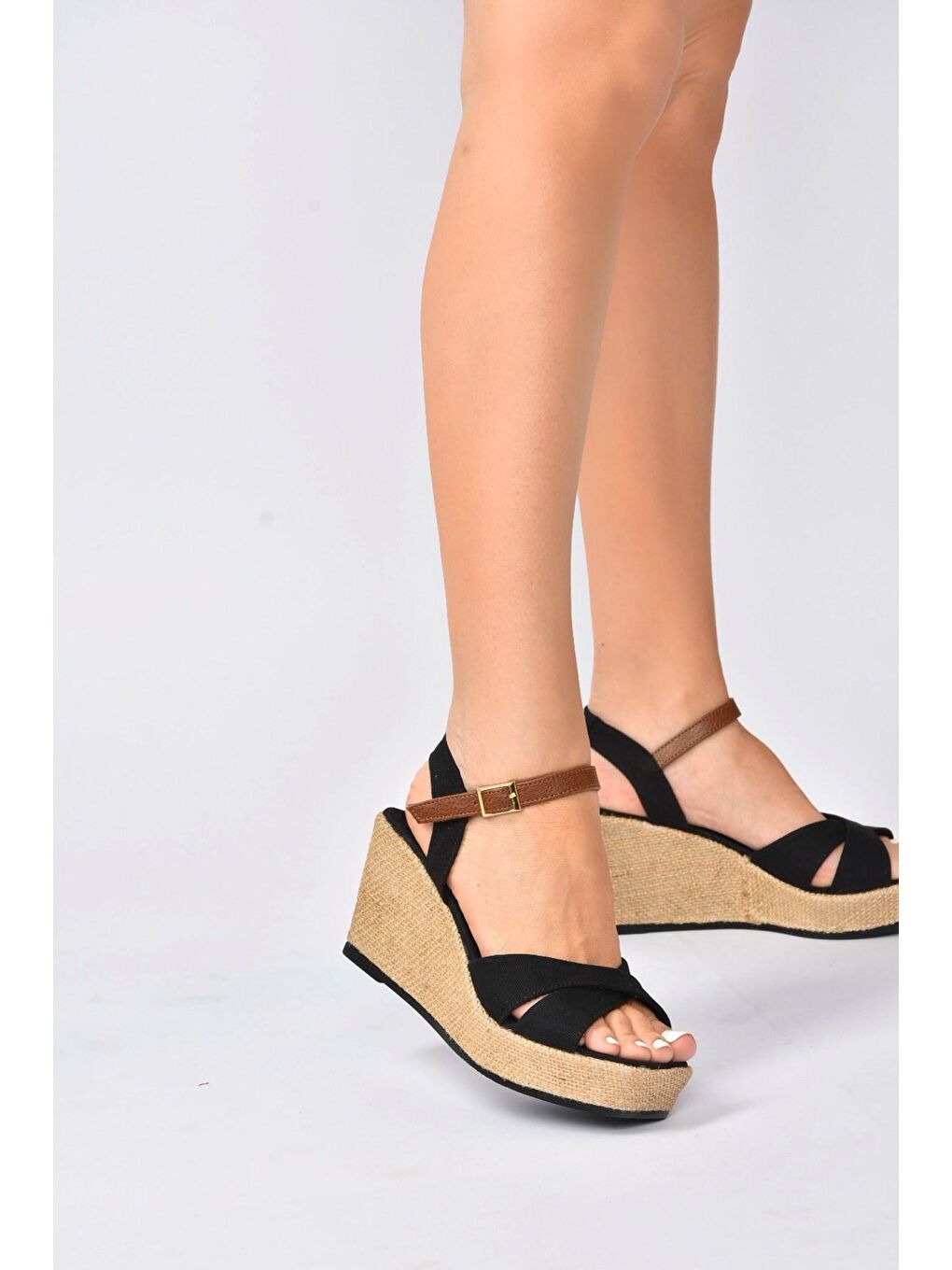 K674195005 Siyah Dolgu Taban Kadın Ayakkabı-1