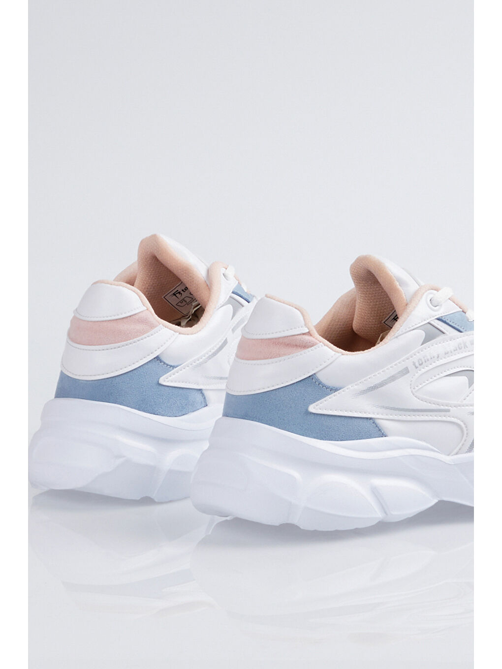 Unisex Beyaz Pembe Kalın Faylon Taban Desenli Bağcıklı Spor Ayakkabı-4