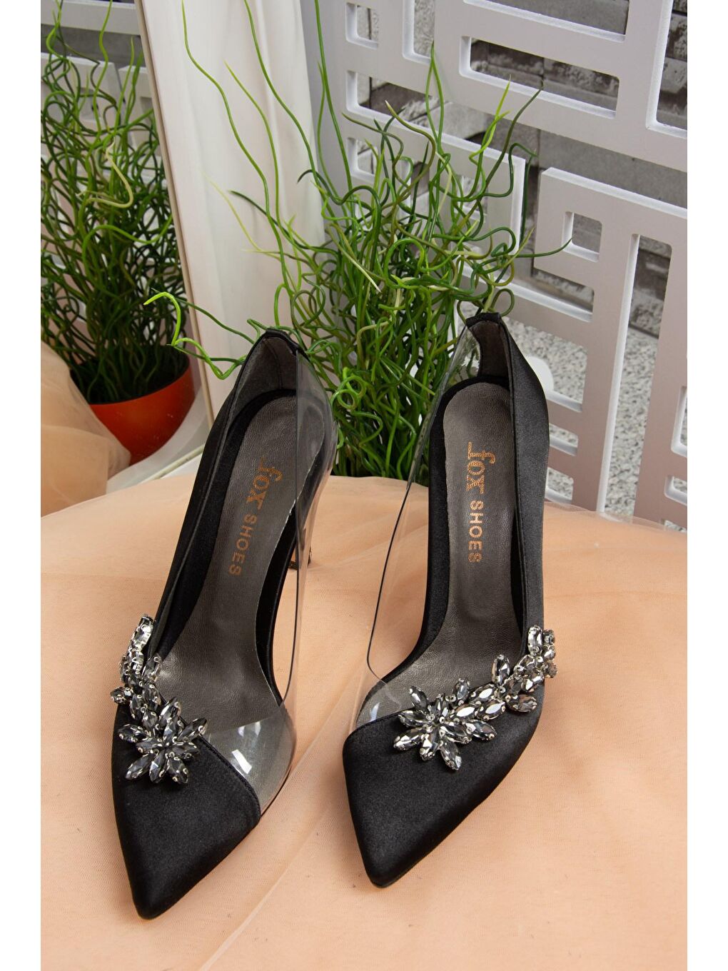 Siyah Taşlı Kumaş Topuklu Kadın Abiye Ayakkabı K354001304-3