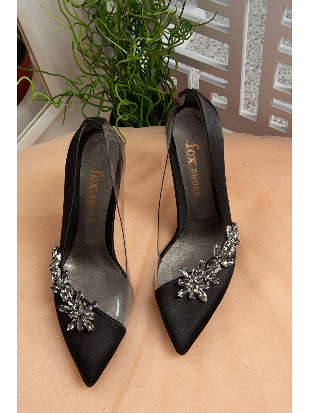 Siyah Taşlı Kumaş Topuklu Kadın Abiye Ayakkabı K354001304-4