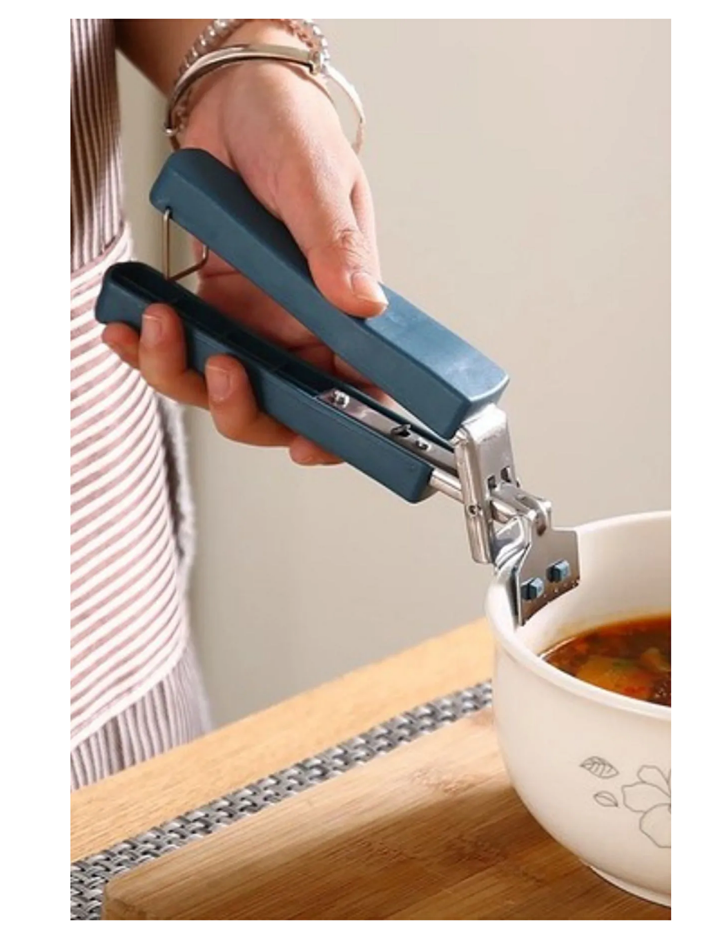 Mavi Tutma Aparatı Pratik Tutucu Maşa-3