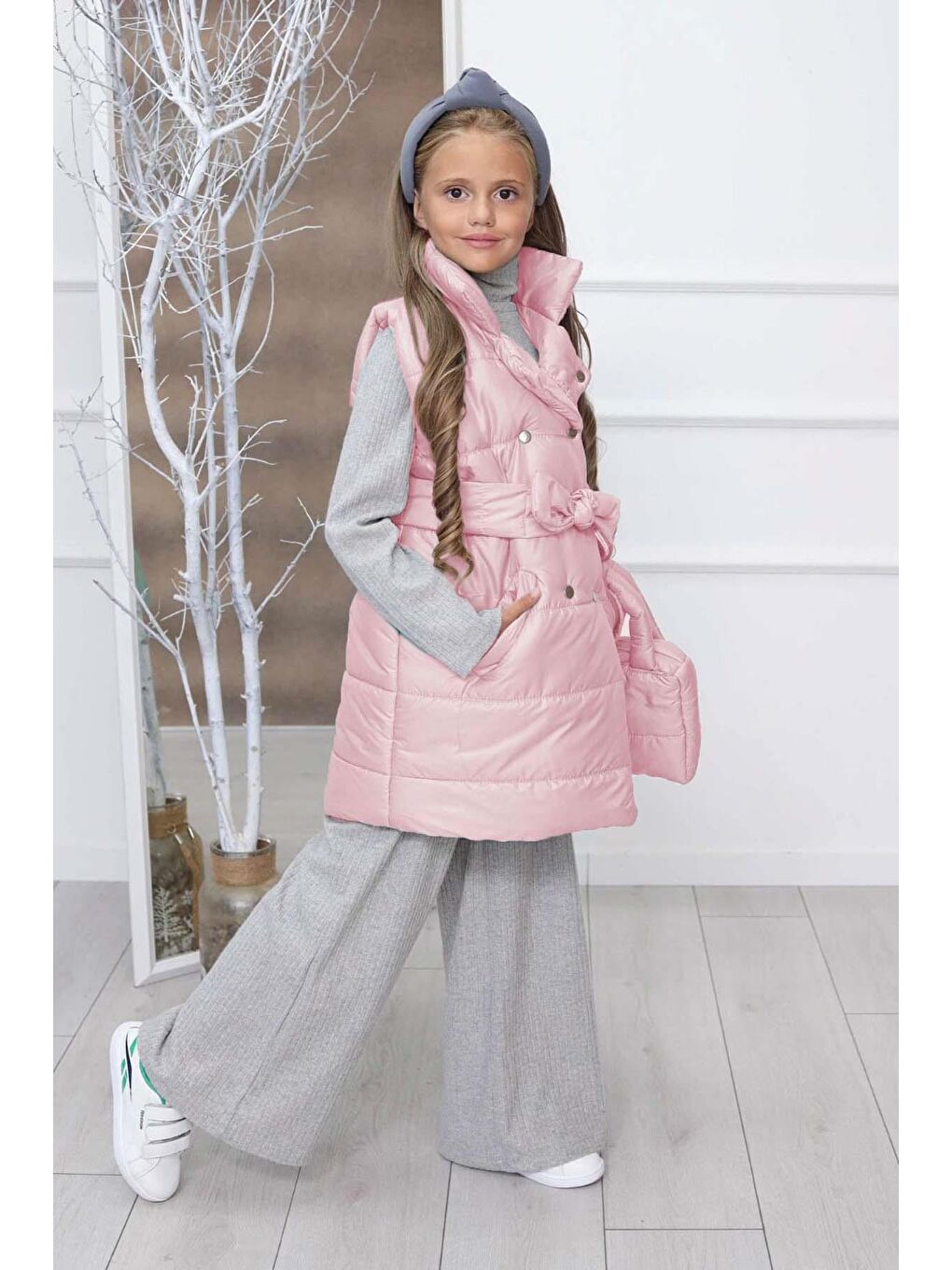 Kız Çocuk Şişme Yelek ve Çantalı, Fitilli İspanyol Paça Pembe Eşofman Takım-1