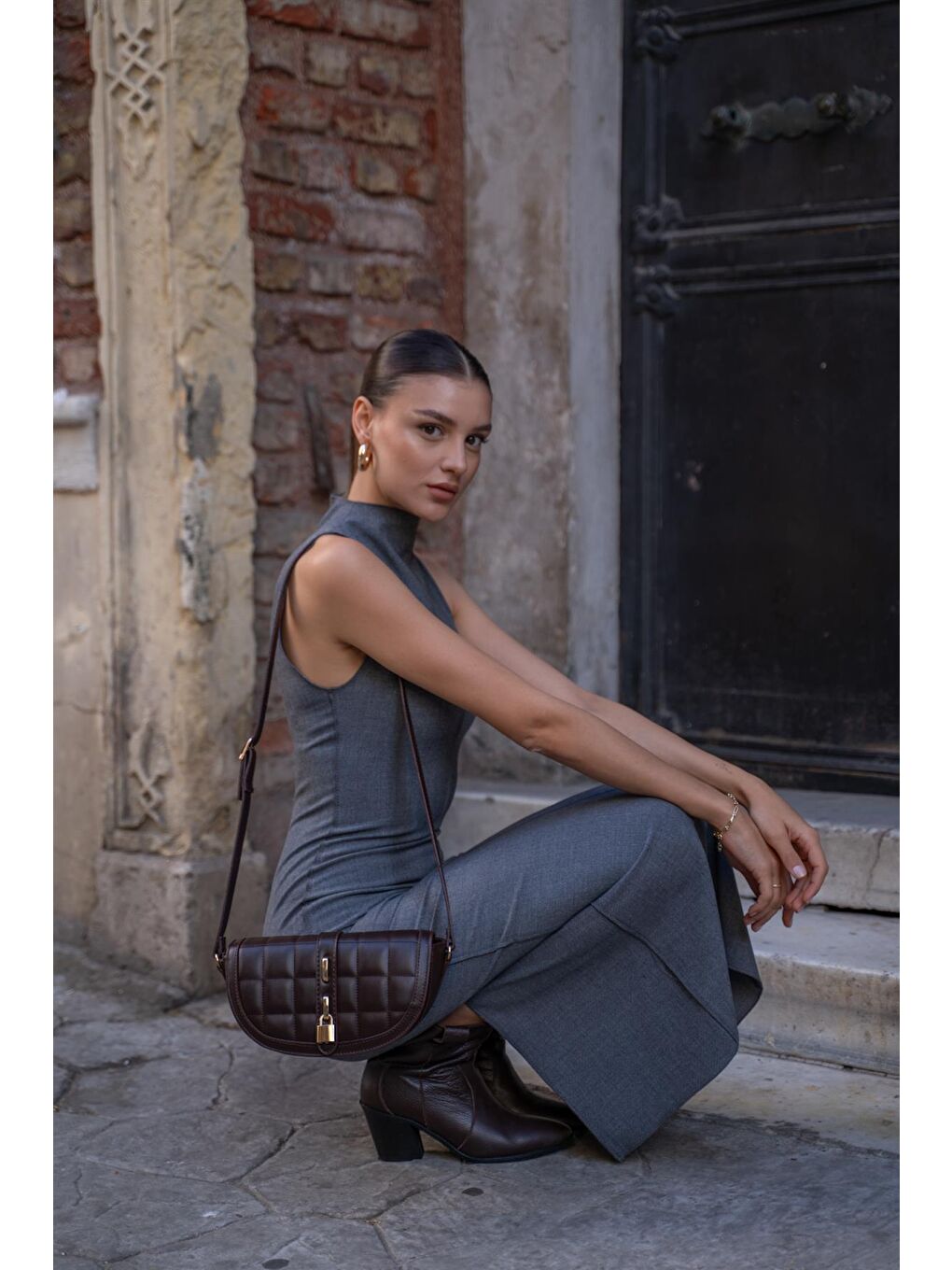 Diva Kontrast Tasarım Çapraz Askılı Kadın Çanta - Kahverengi-2