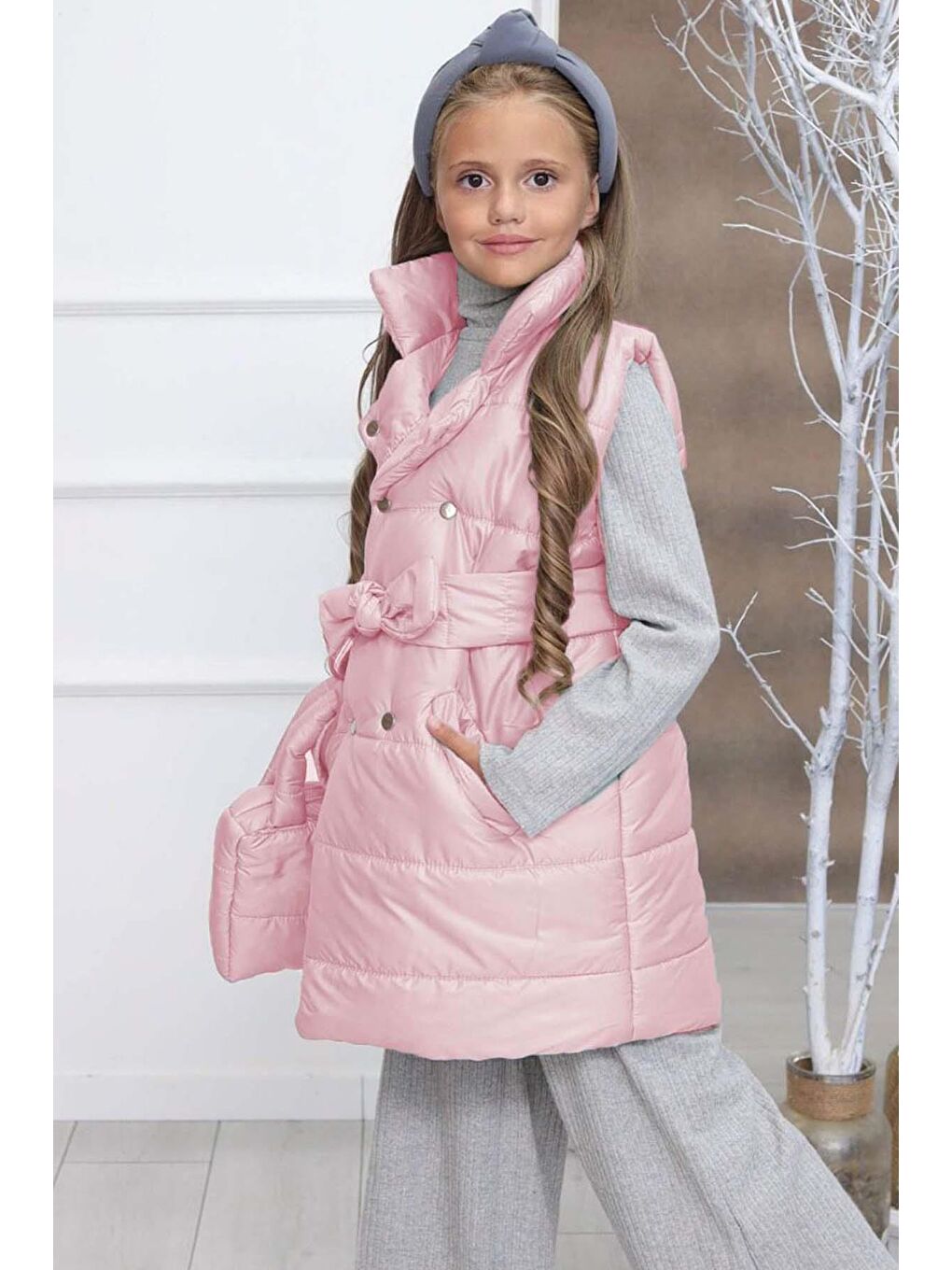 Kız Çocuk Şişme Yelek ve Çantalı, Fitilli İspanyol Paça Pembe Eşofman Takım-3