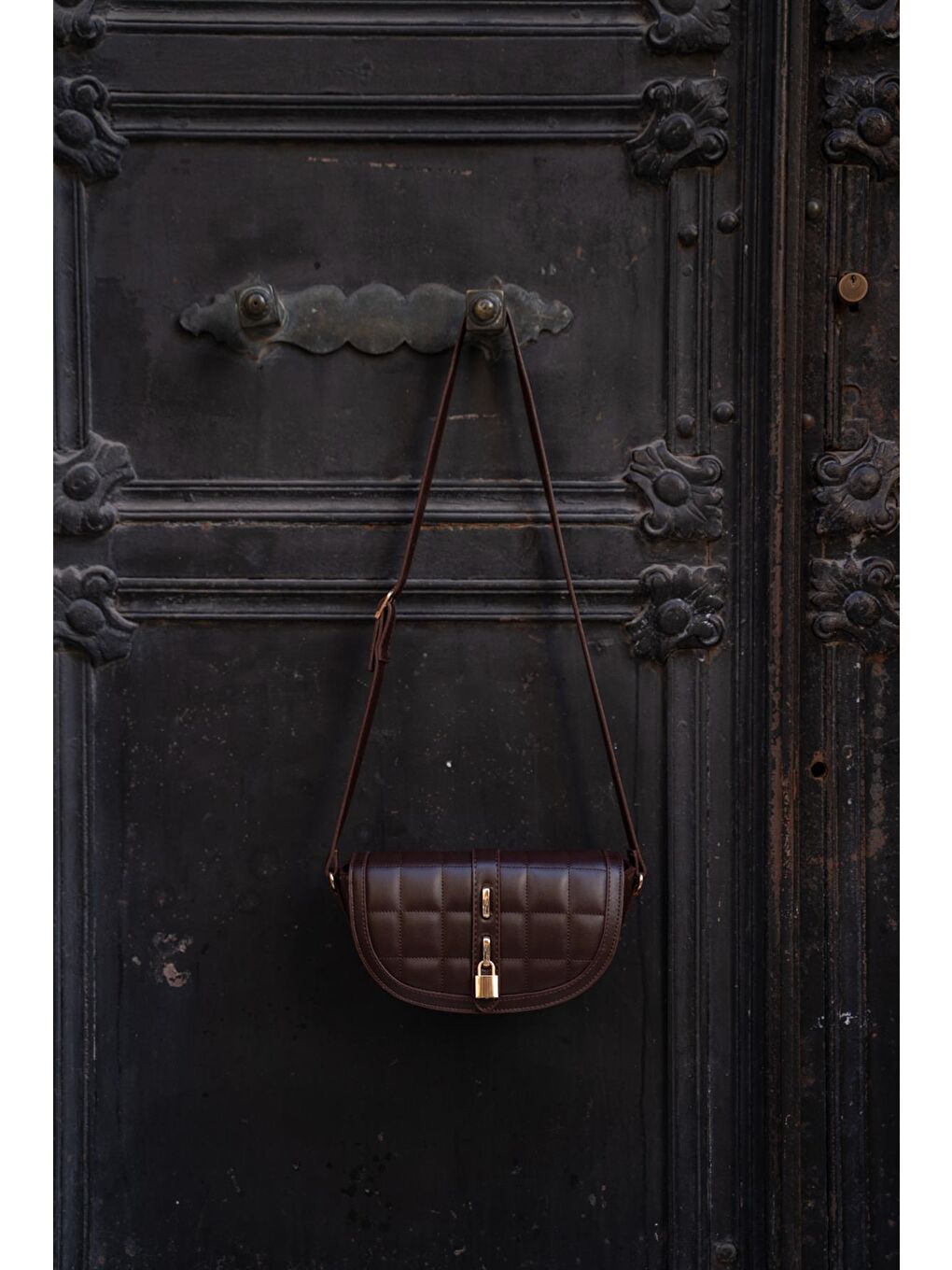 Diva Kontrast Tasarım Çapraz Askılı Kadın Çanta - Kahverengi-4