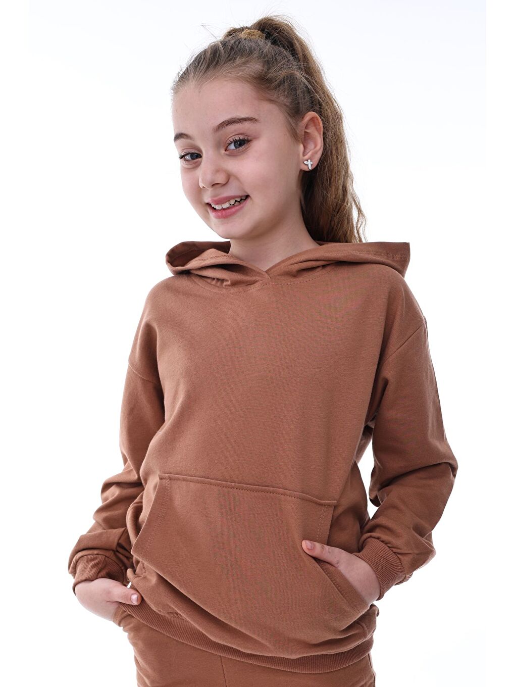 Kahverengi Basic Kapüşonlu Şardonlu Kanguru Cep Detaylı Çocuk Sweatshirt 3-12 Yaş-1