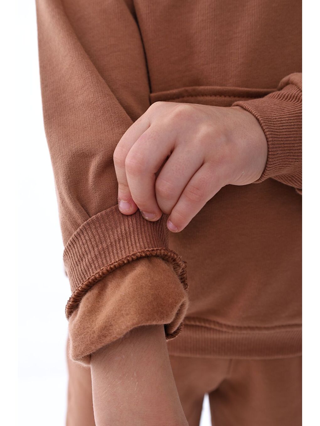 Kahverengi Basic Kapüşonlu Şardonlu Kanguru Cep Detaylı Çocuk Sweatshirt 3-12 Yaş-2